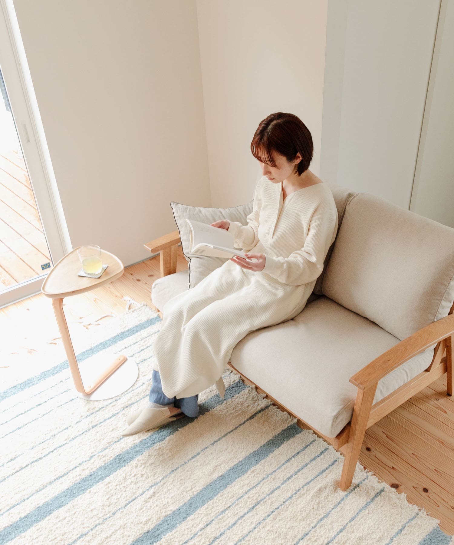 BOTHY　Modern Sofa 2P オーク無垢材 ベージュ one