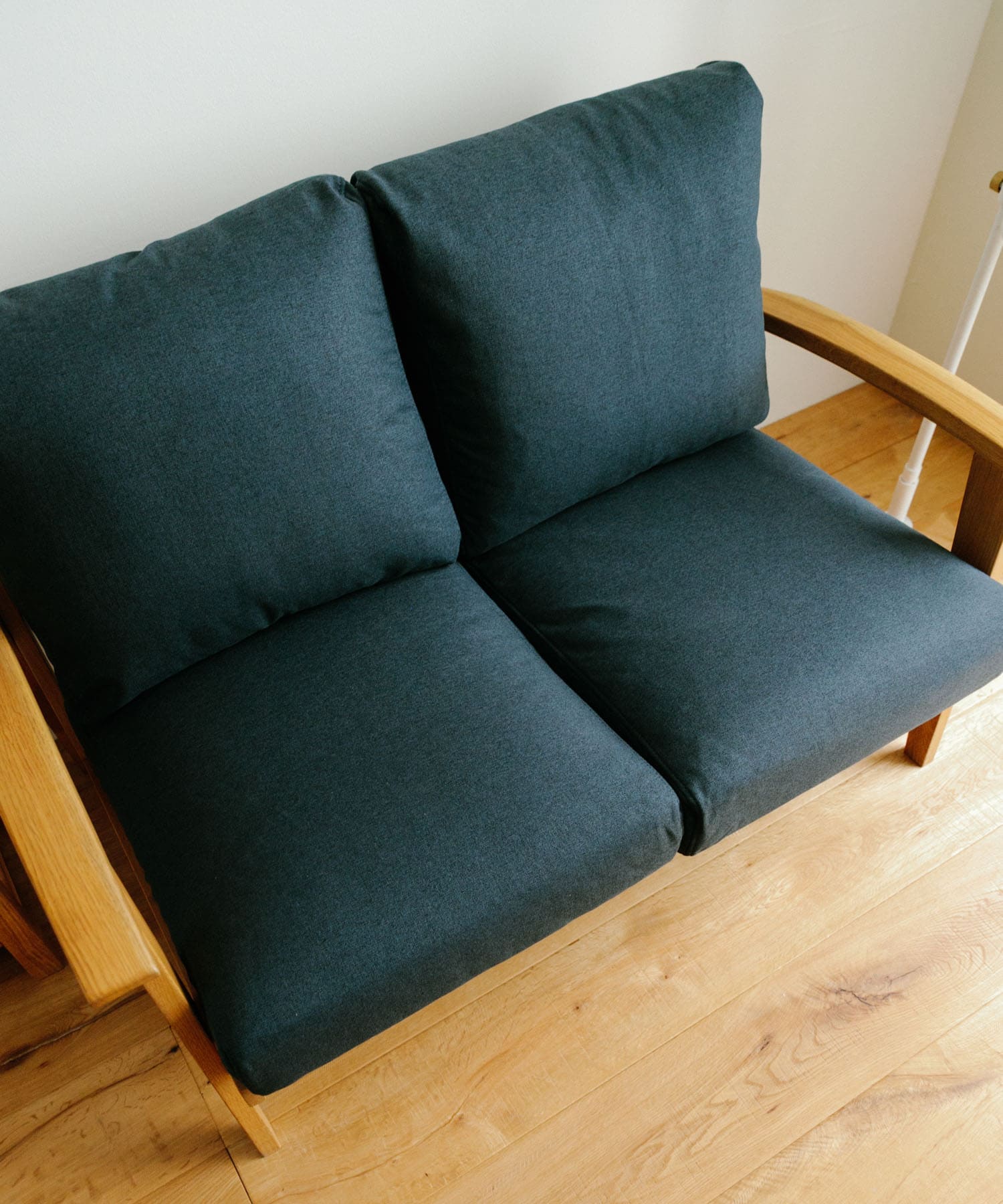 BOTHY　Modern Sofa 2P オーク無垢材 ブルーグリーン one