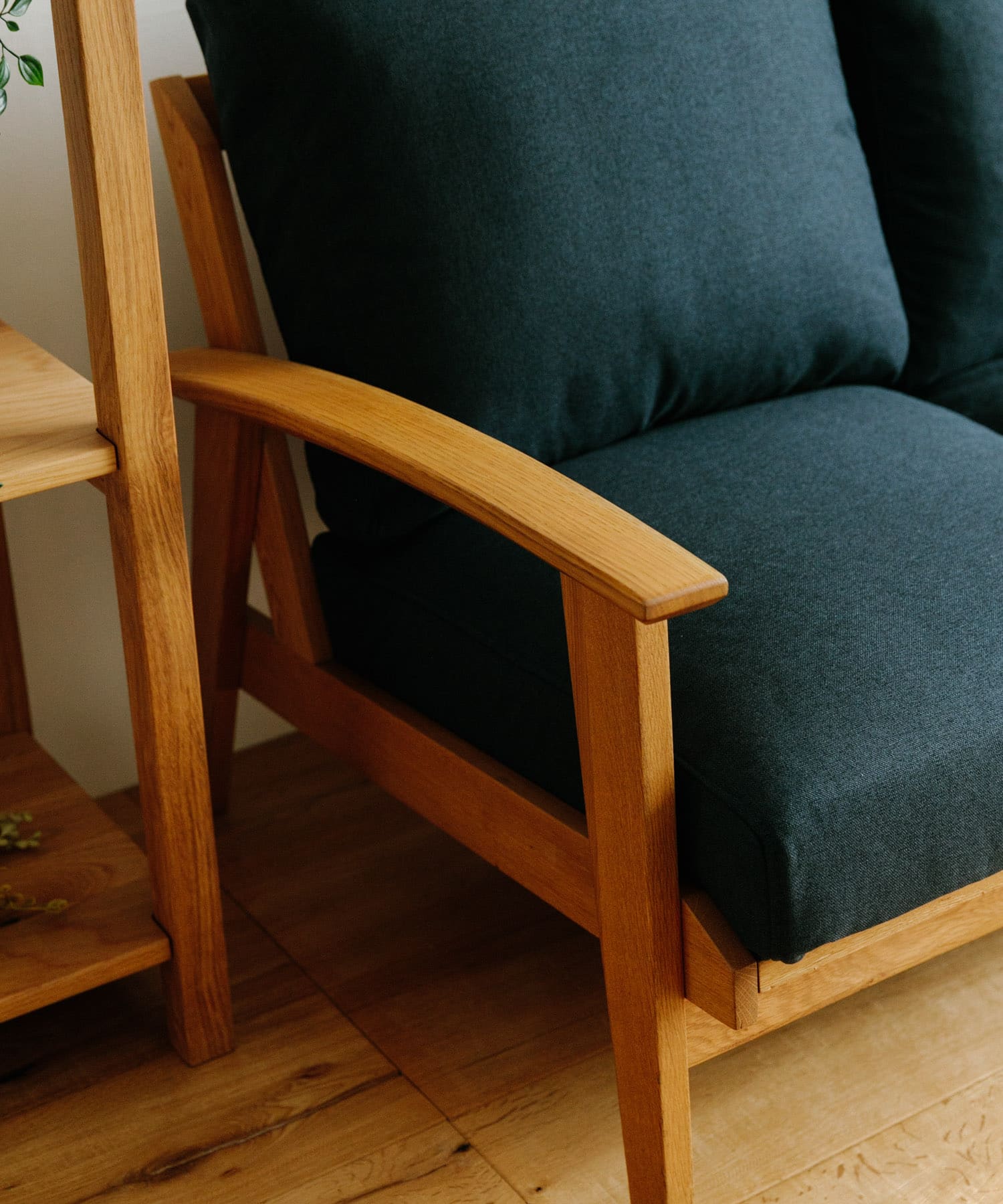 BOTHY　Modern Sofa 2P オーク無垢材 ブルーグリーン one