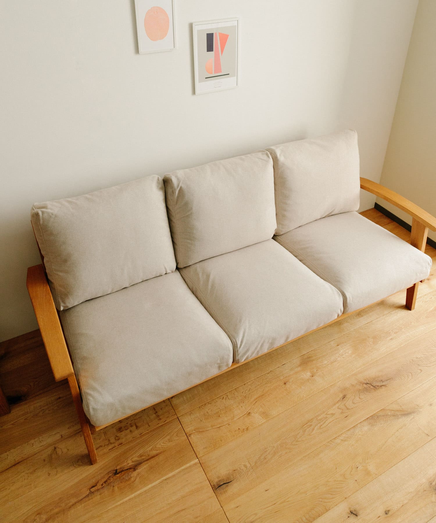 BOTHY Modern Sofa 3P オーク無垢材 ベージュ one