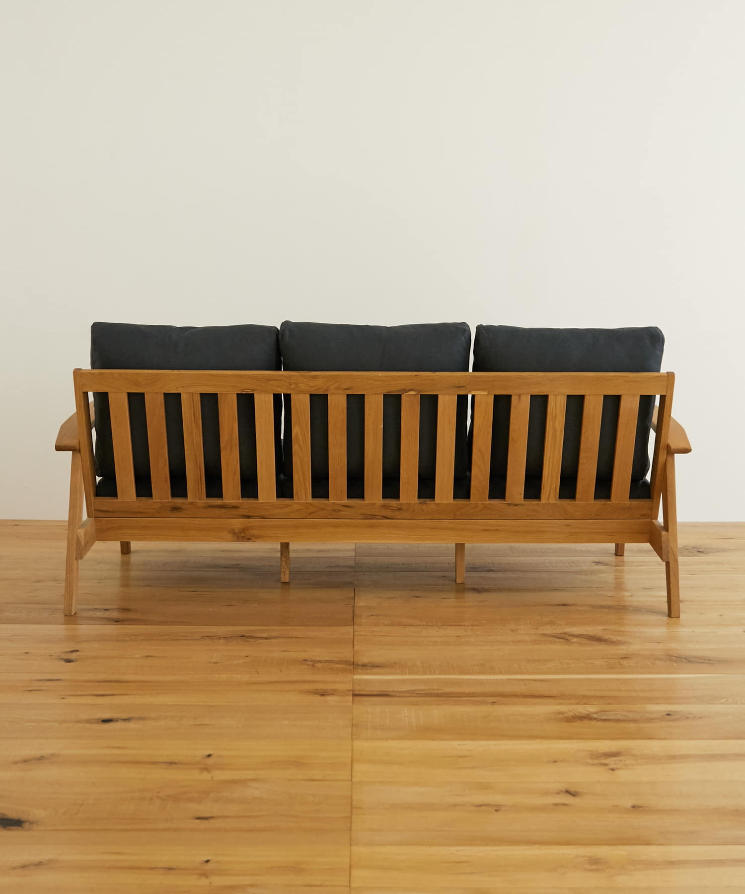 BOTHY Modern Sofa 3P オーク無垢材 ブルーグリーン one