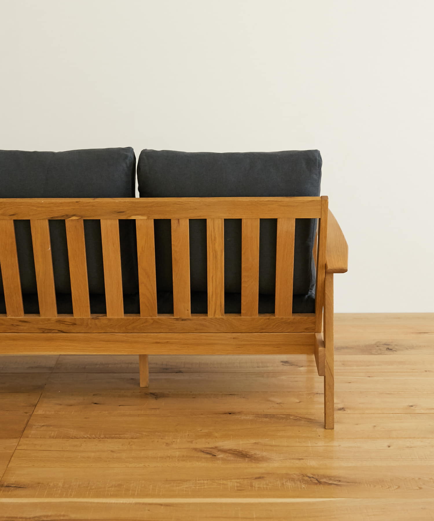 BOTHY Modern Sofa 3P オーク無垢材 ブルーグリーン one