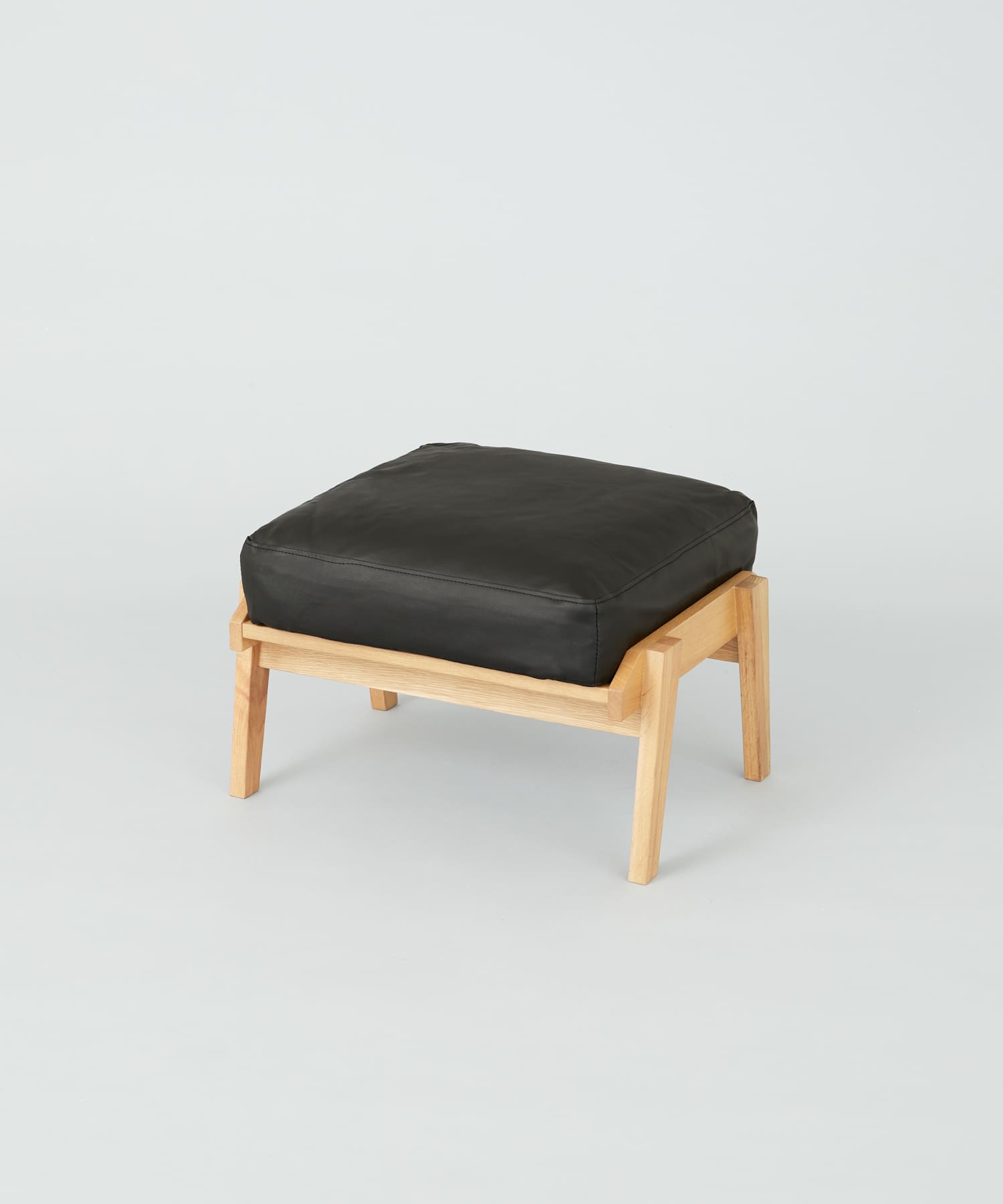 BOTHY　PVC Ottoman オーク無垢材 ブラック one