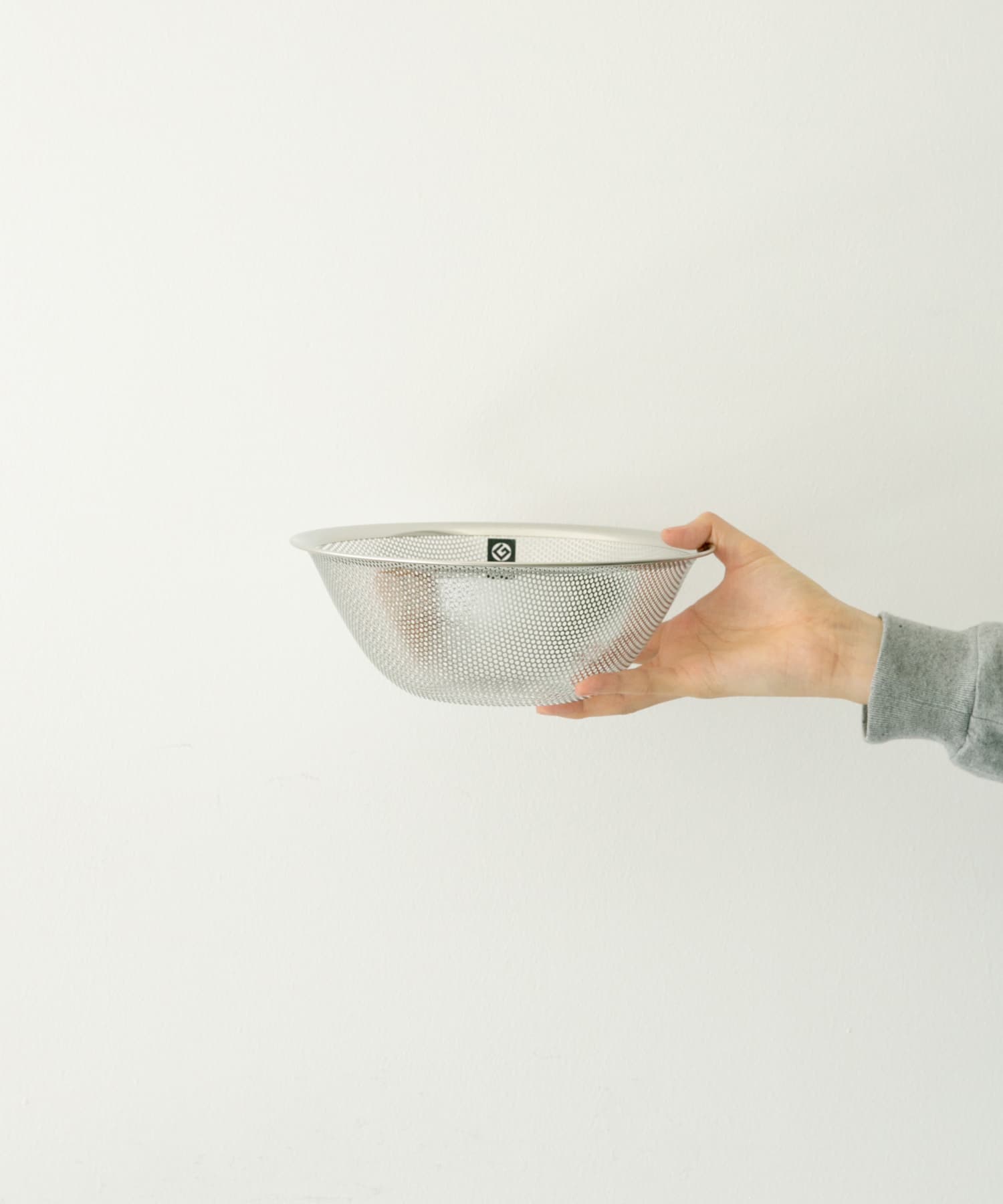 『WEB限定』柳宗理　パンチングストレーナー23cm 23cm -