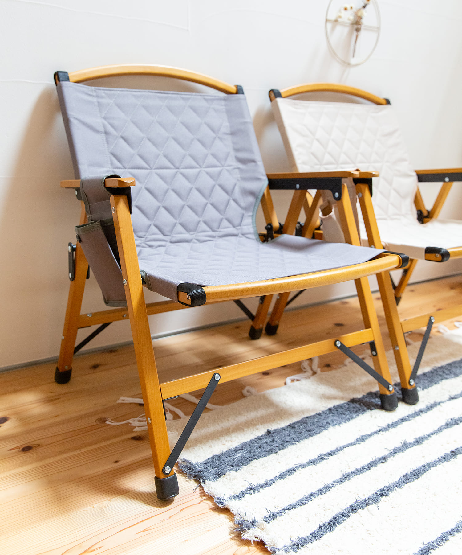 『別注』WAQ×DOORS　FOLDING WOOD CHAIR EXCLUSIVE グレー 0