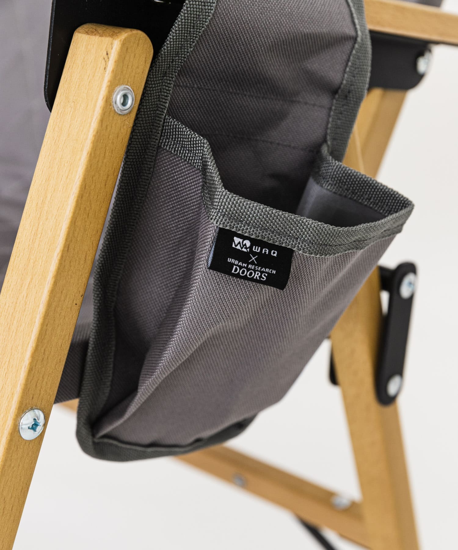 『別注』WAQ×DOORS　FOLDING WOOD CHAIR EXCLUSIVE グレー 0
