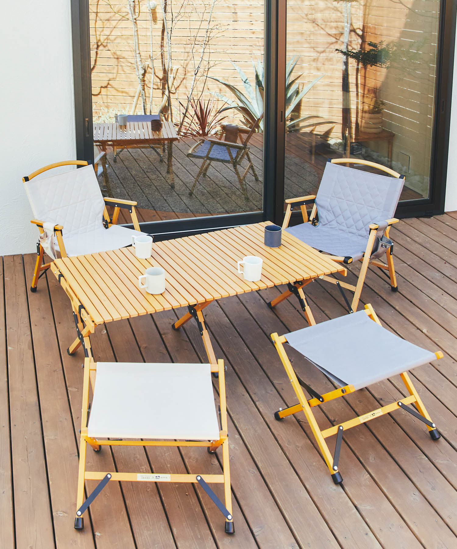 WAQ×DOORS　FOLDING WOOD STOOL EXCLU グレー 0