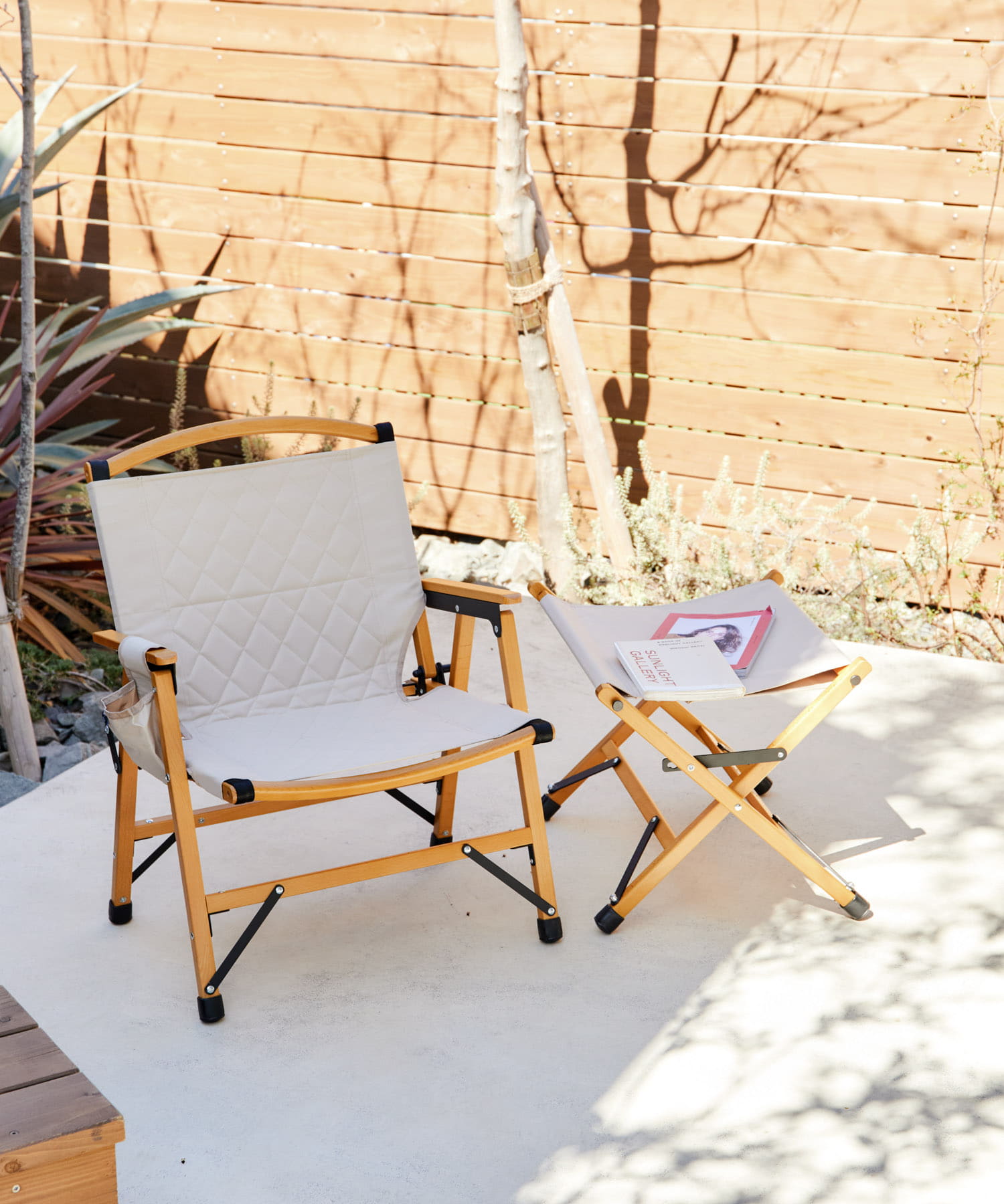 WAQ×DOORS　FOLDING WOOD STOOL EXCLU ベージュ 0