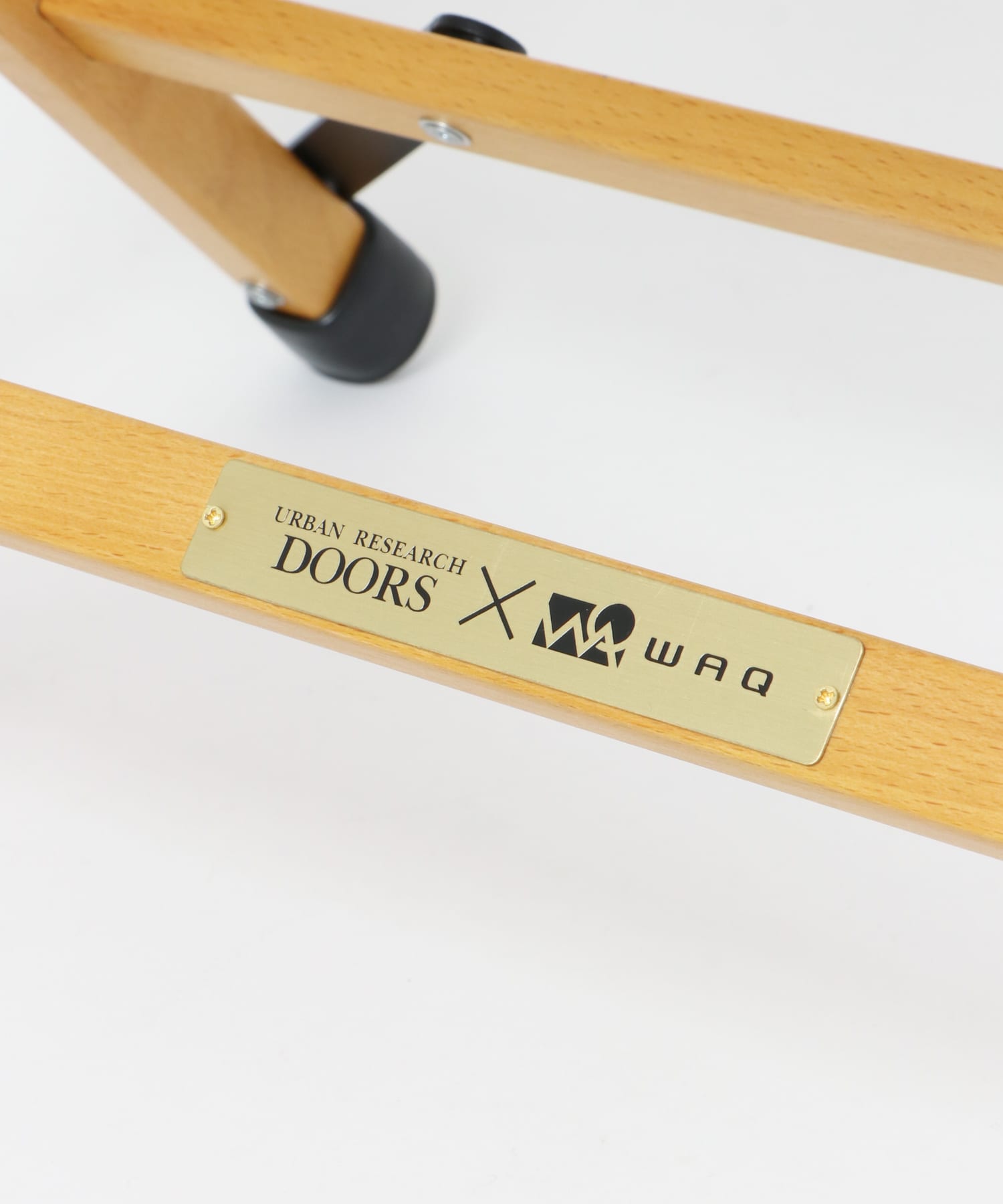 WAQ×DOORS　FOLDING WOOD STOOL EXCLU ベージュ 0