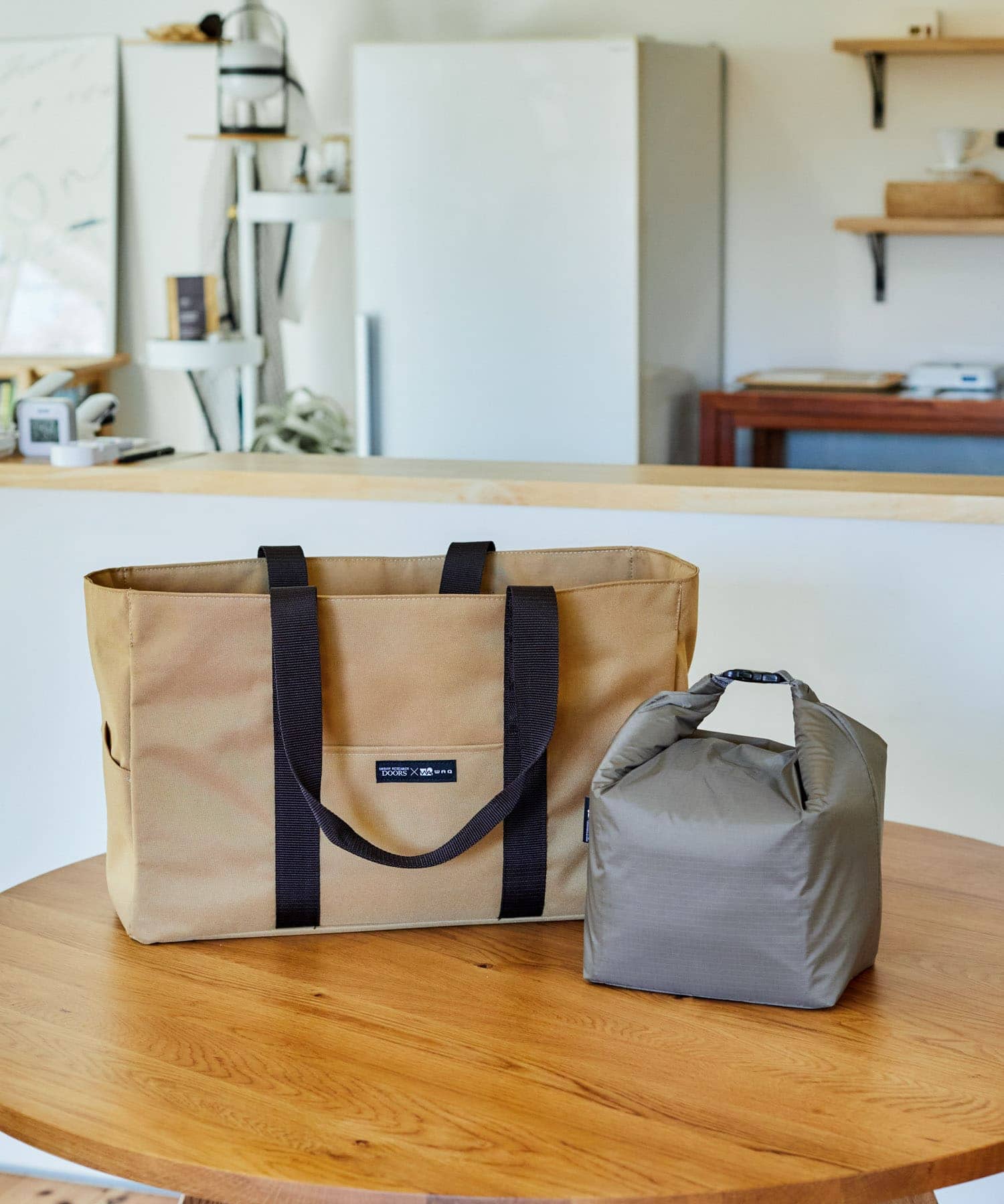 WAQ×DOORS　TOTE BAG&COOLER BAG タン FREE