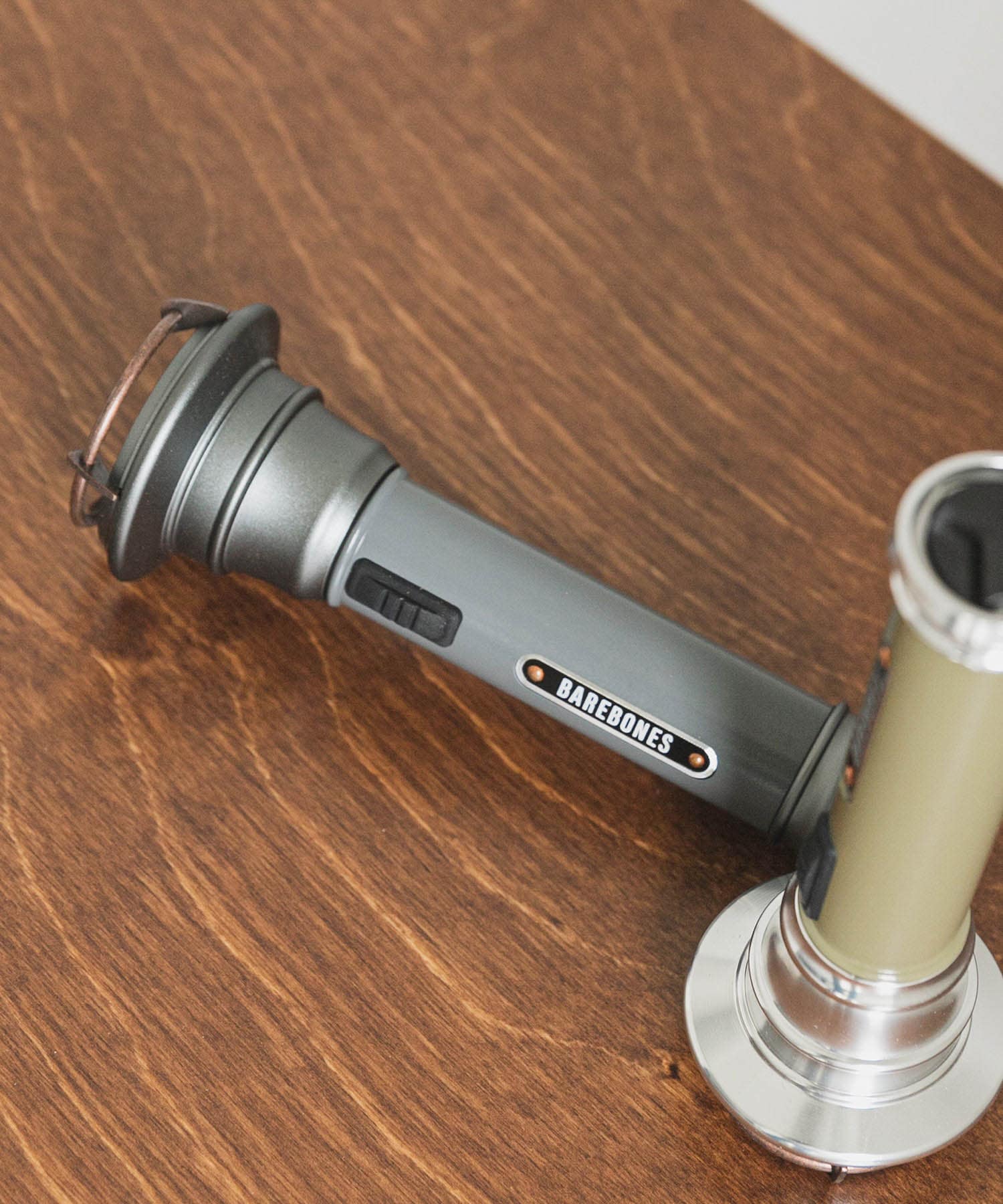 スレートグレー