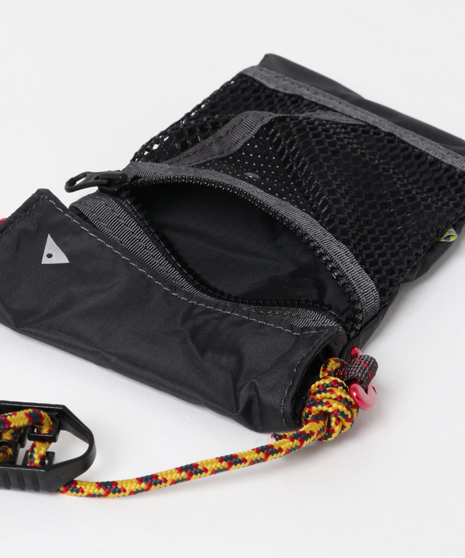 KLATTERMUSEN　Algir Lanyard Pocket Raven one