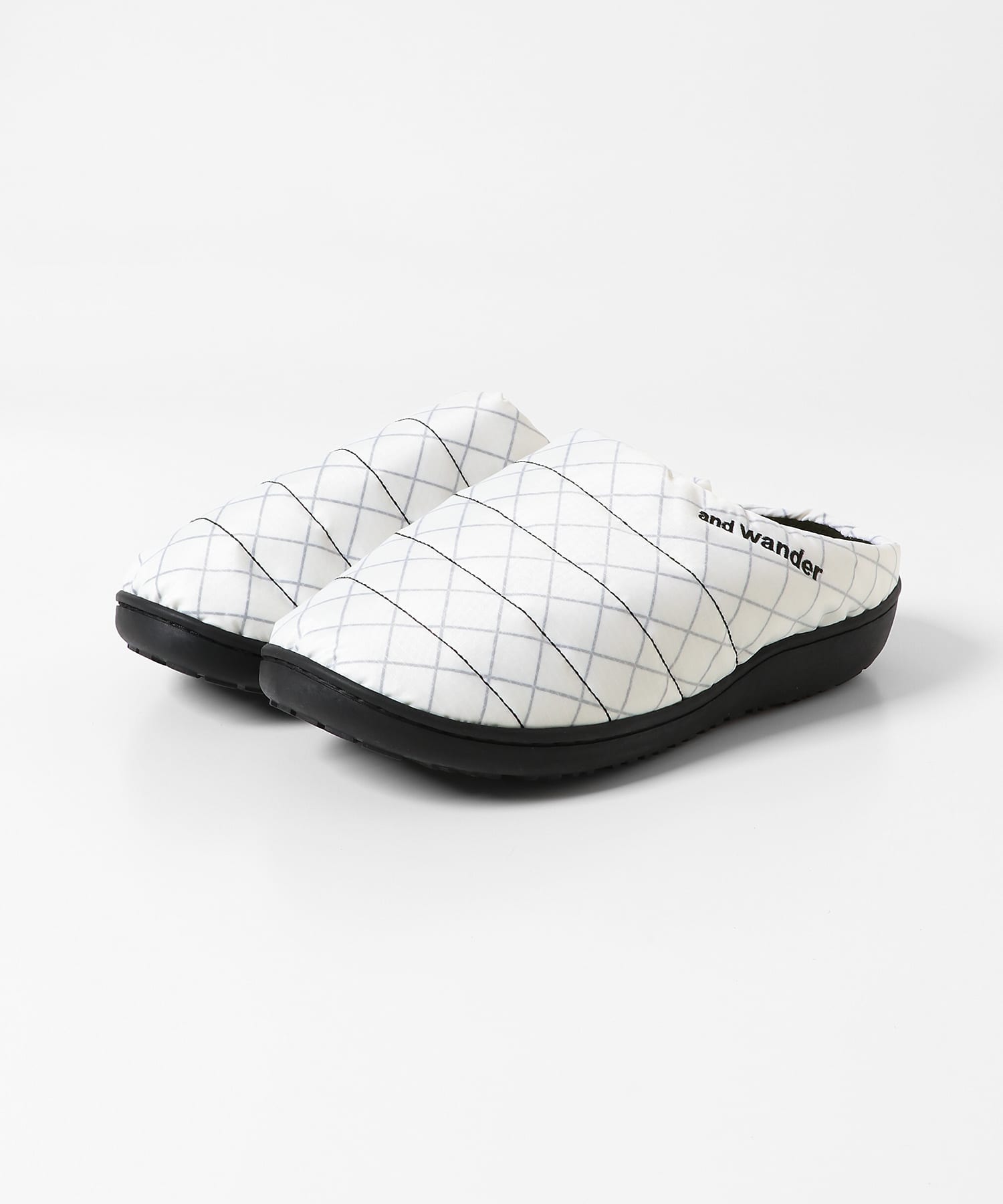 and wander×SUBU　reflective rip p sandal off white 0
