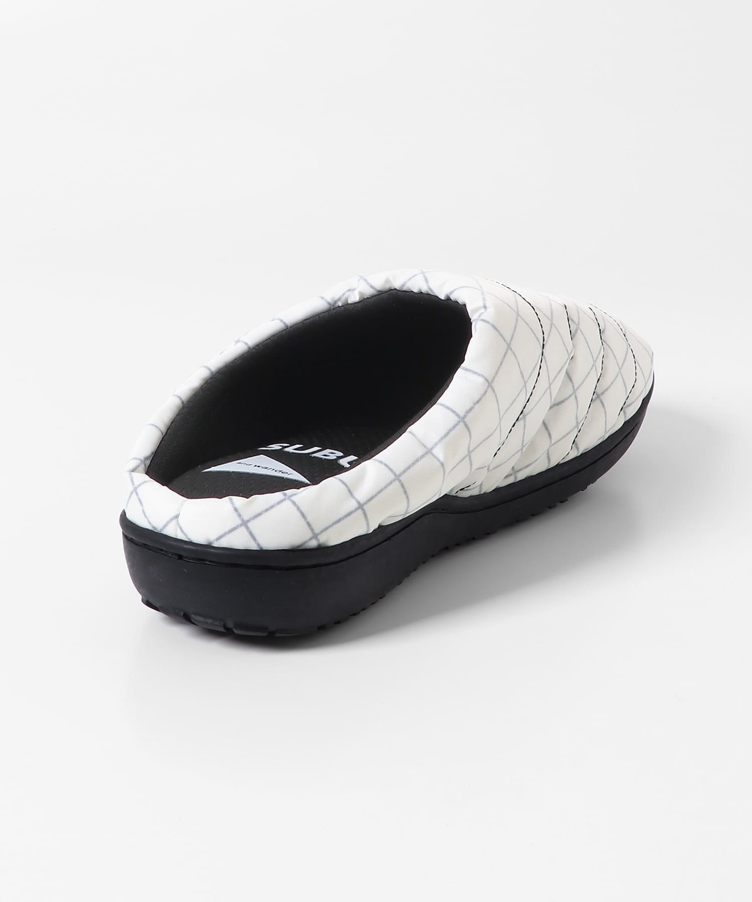 and wander×SUBU　reflective rip p sandal off white 0