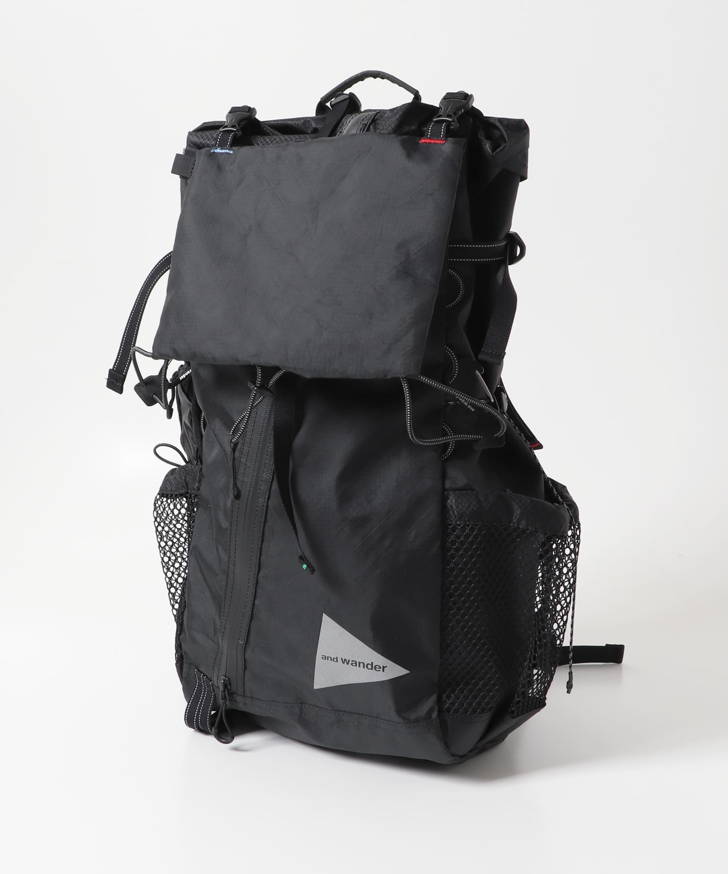 and wander　ECOPAK 30L backpack
