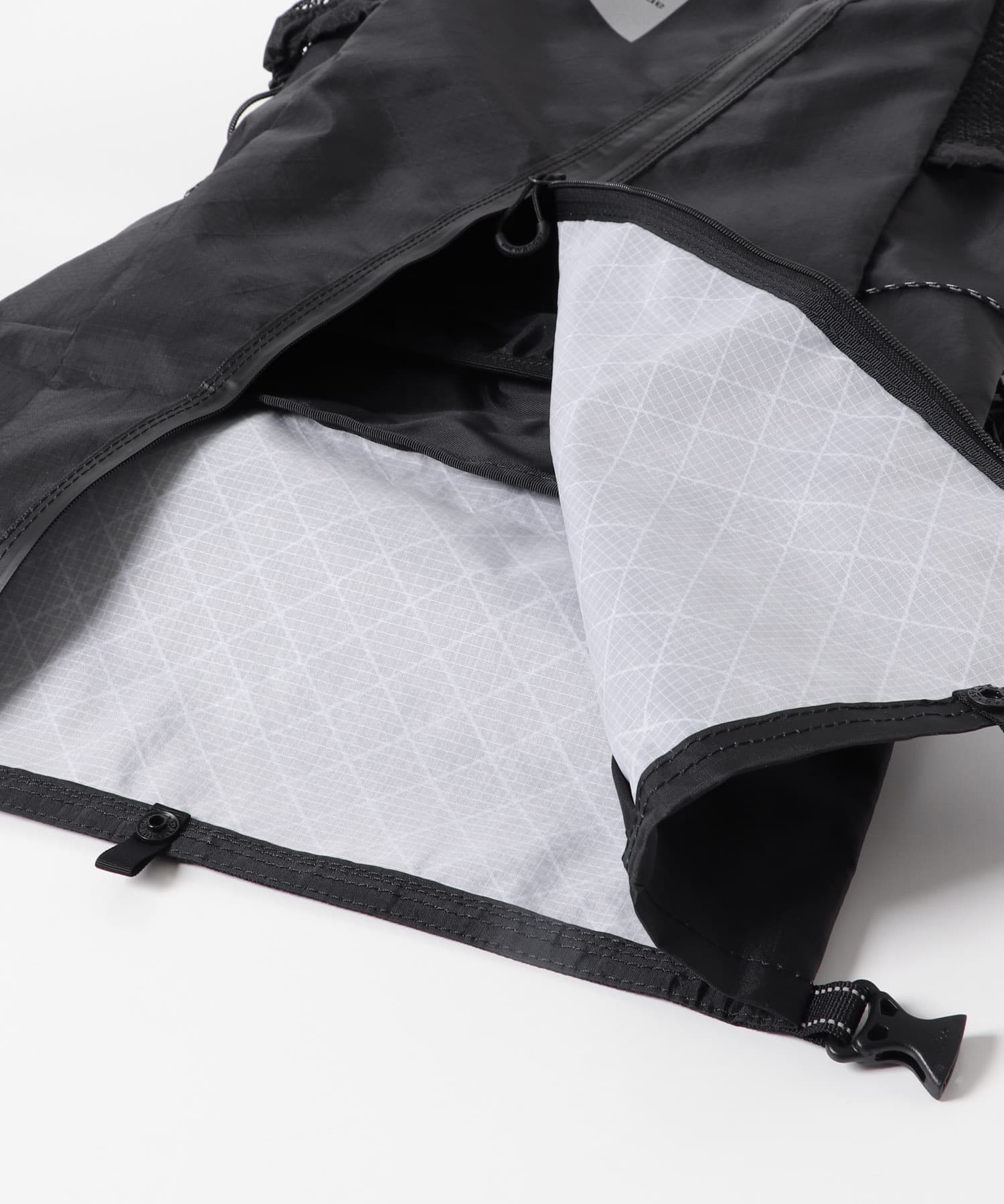 and wander　ECOPAK 18L backpack Black one