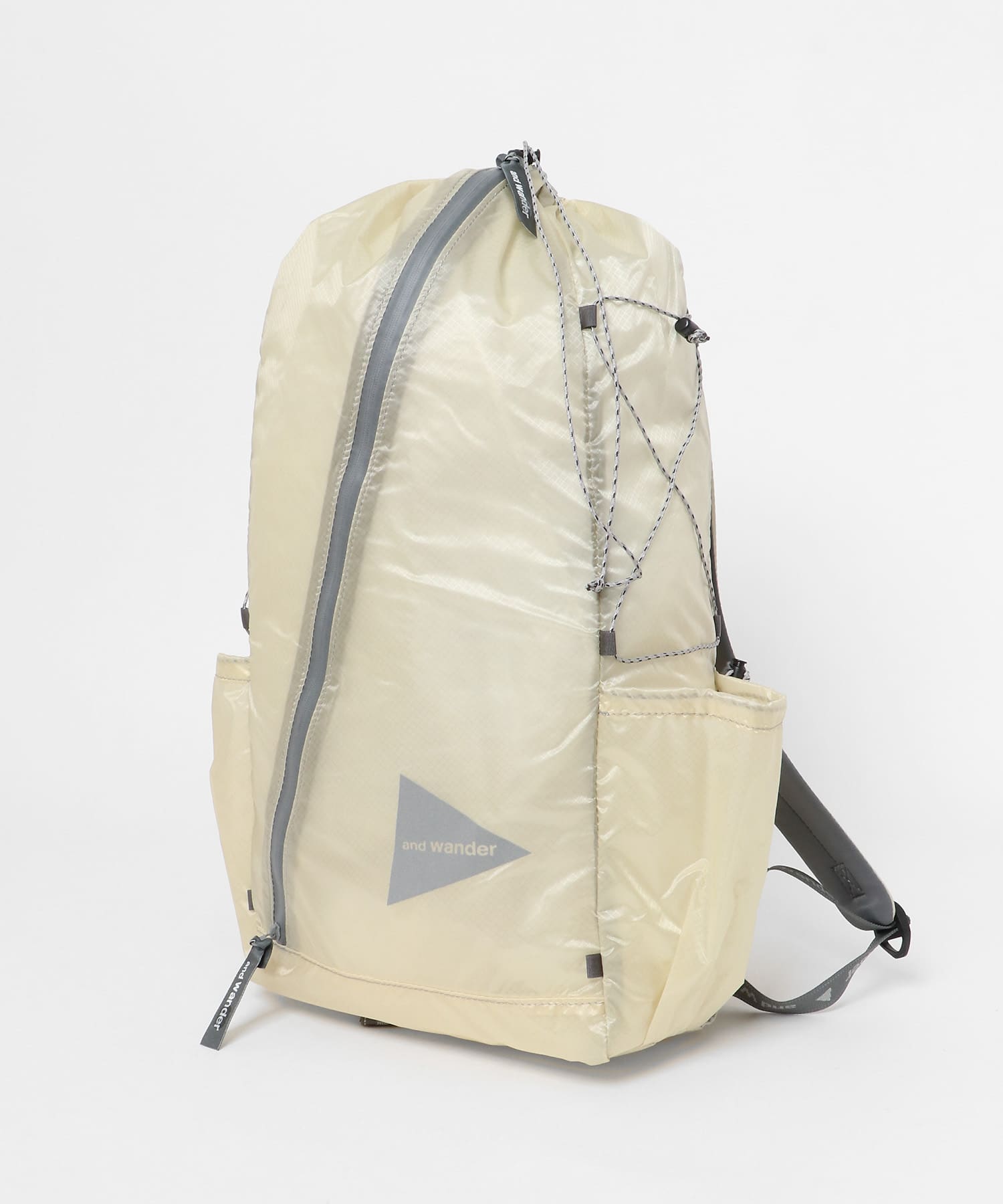 and wander　sil daypack