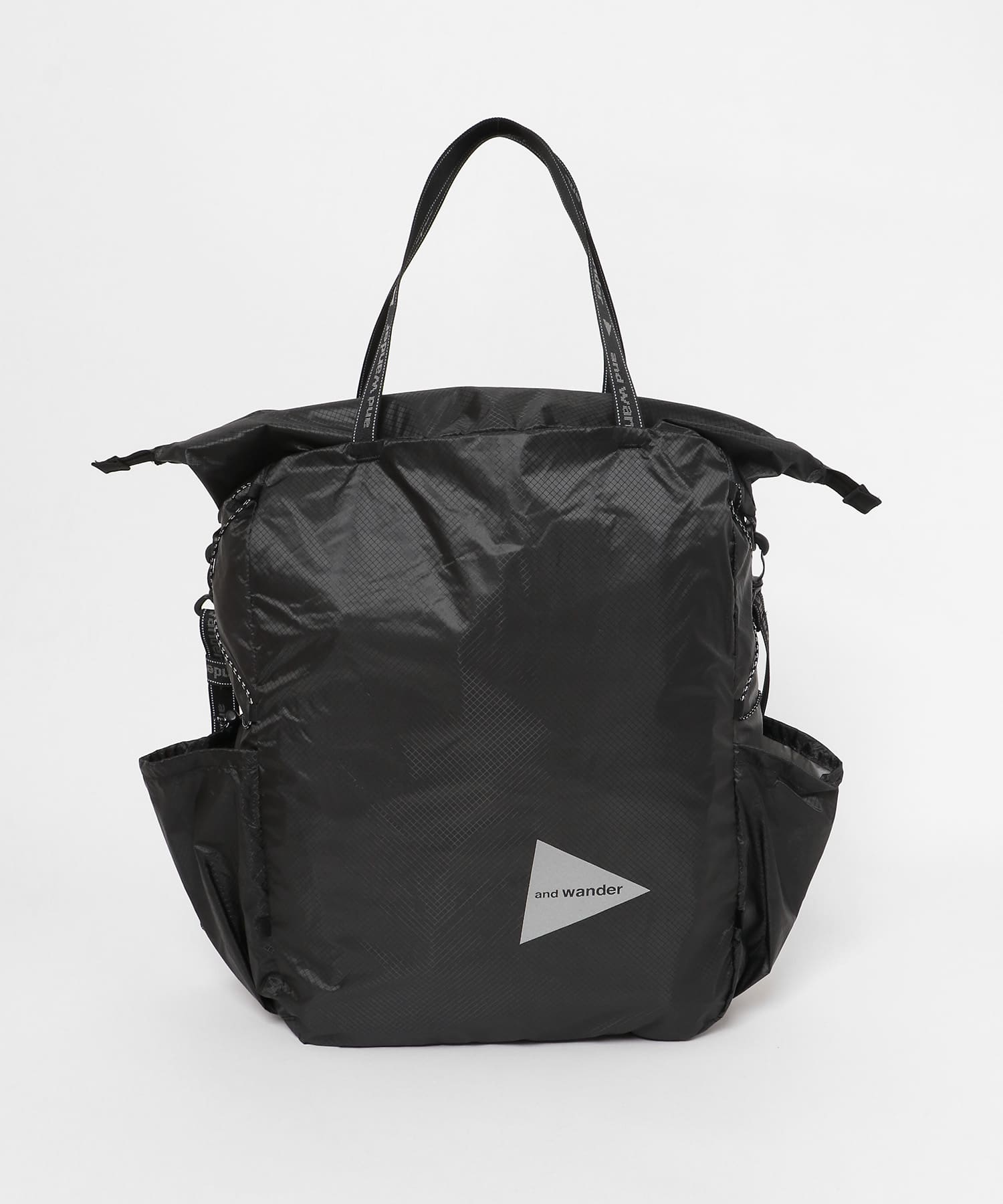 and wander　sil tote bag Charcoal one