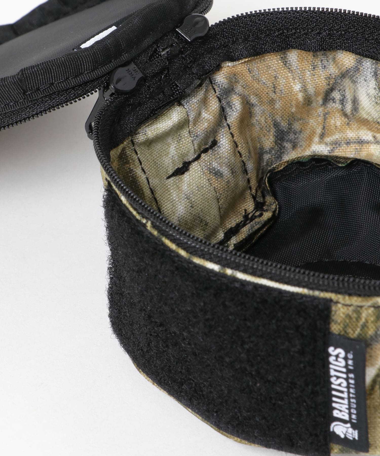 Ballistics　GUS CASE 250 R TREE one
