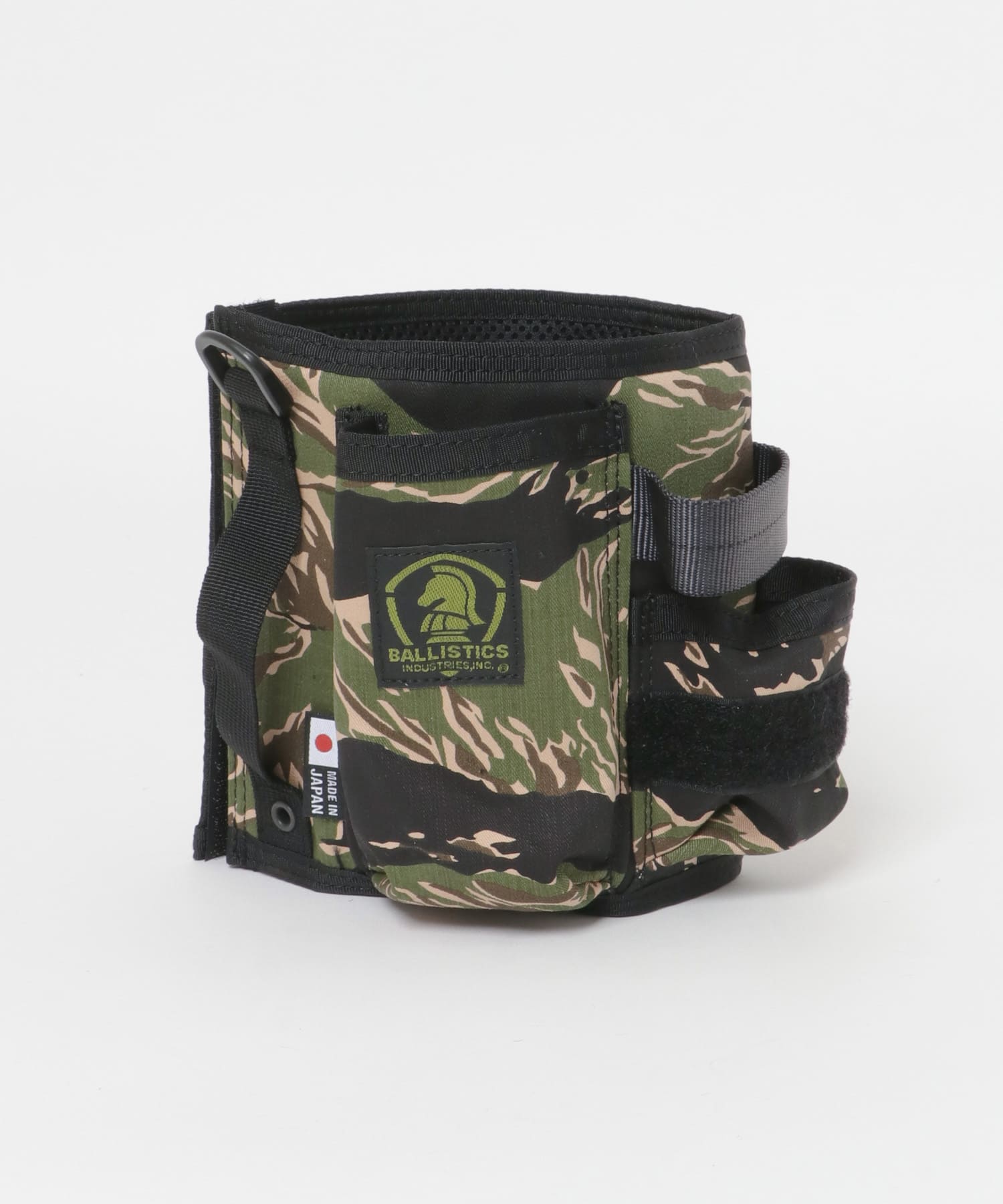 T CAMO