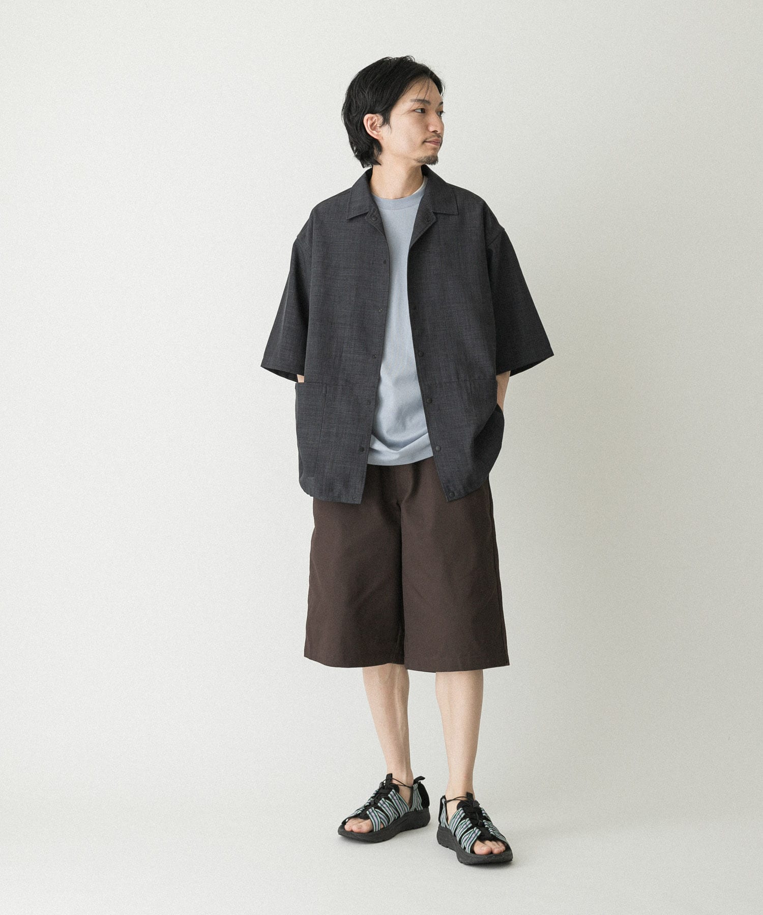 ブラウン