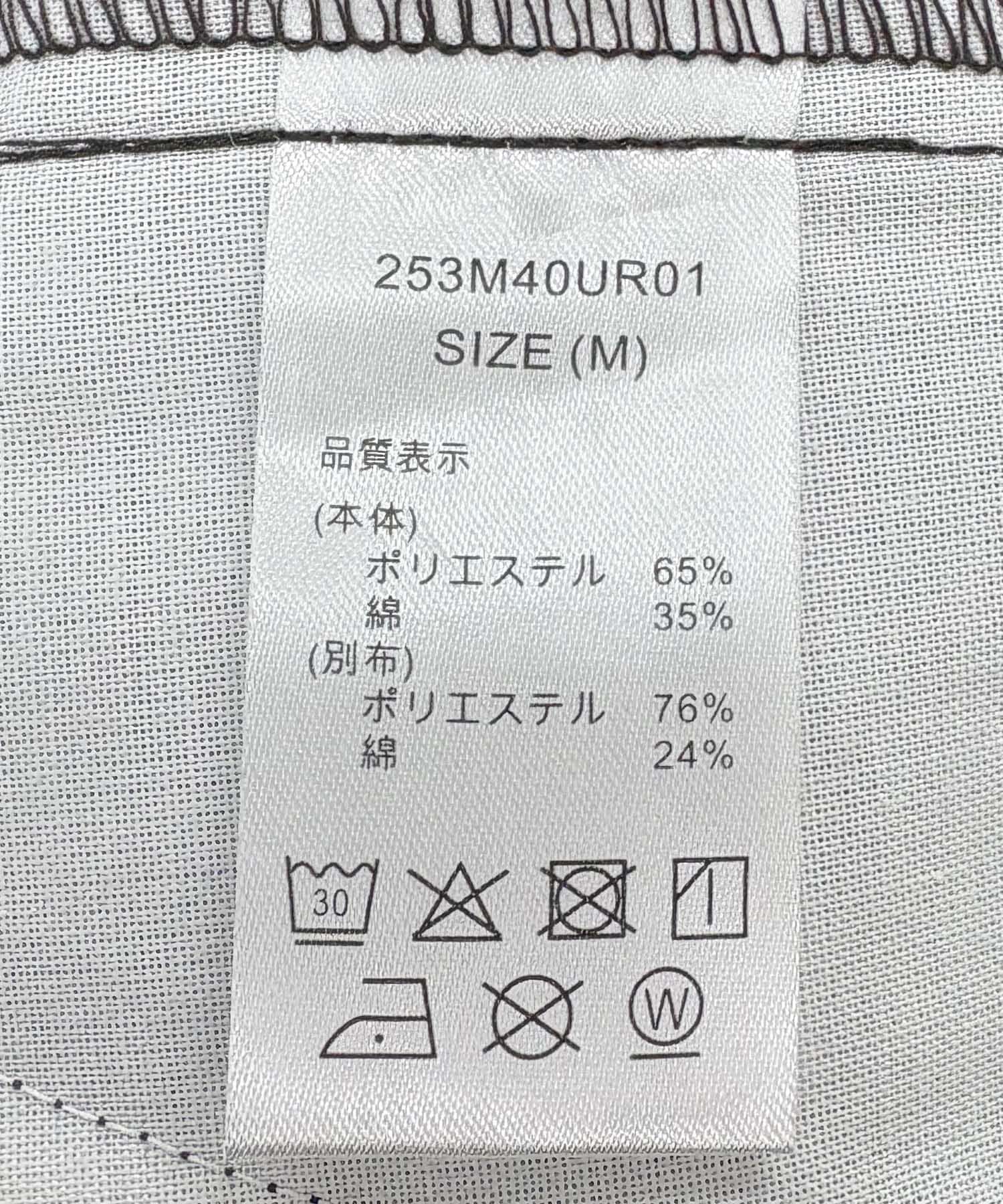 ブラック