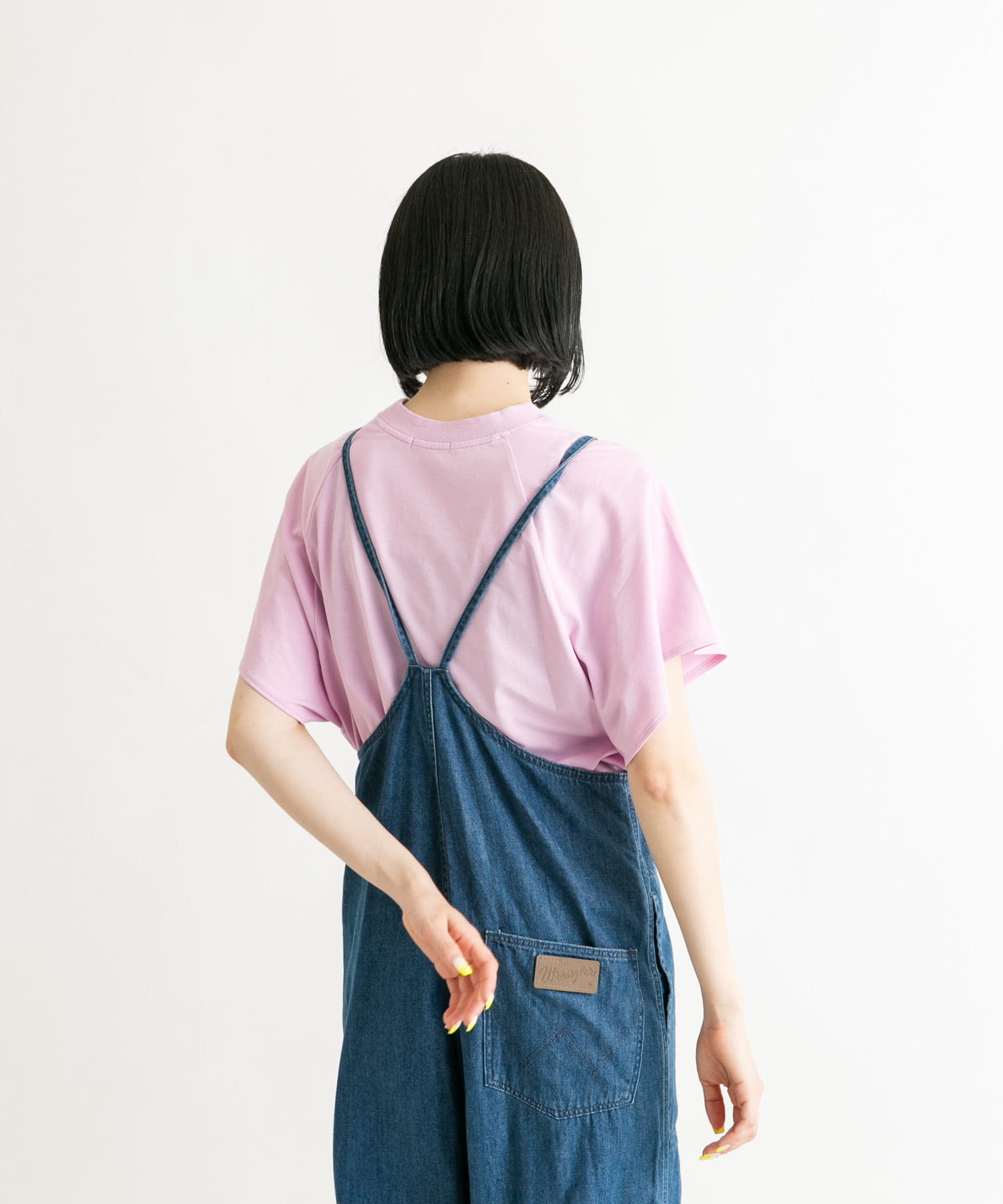 ピンク