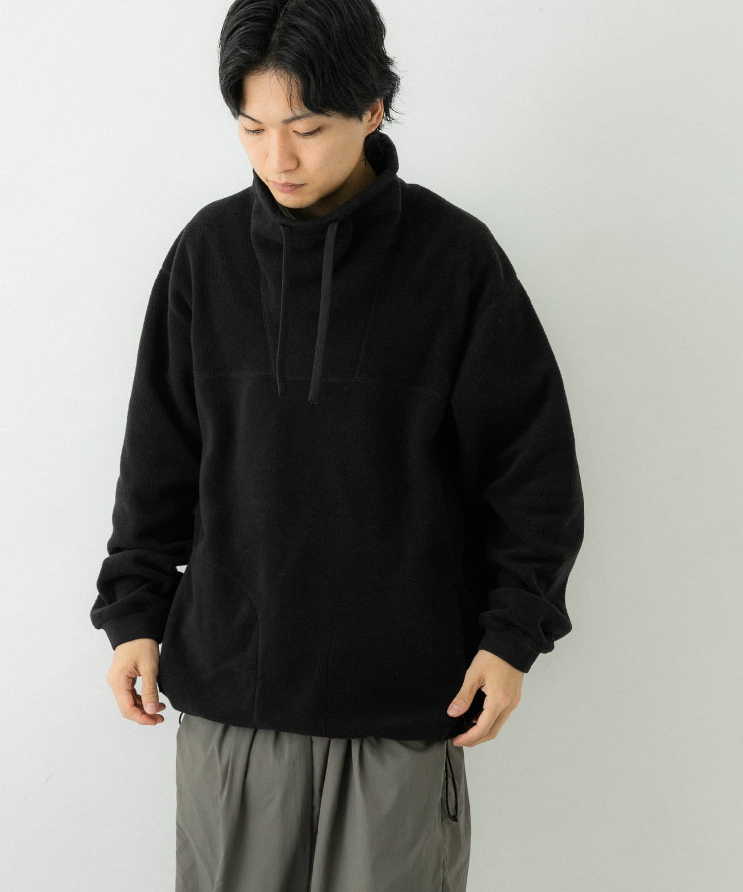 ブラック