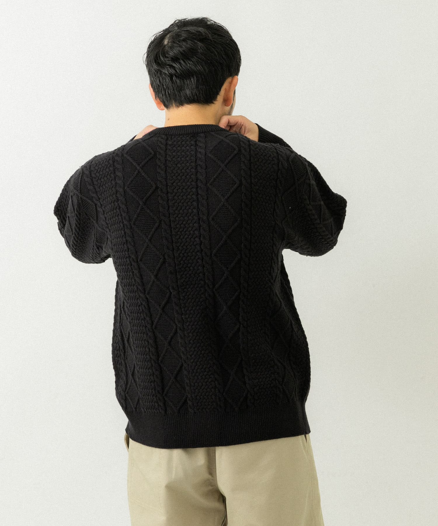 ブラック