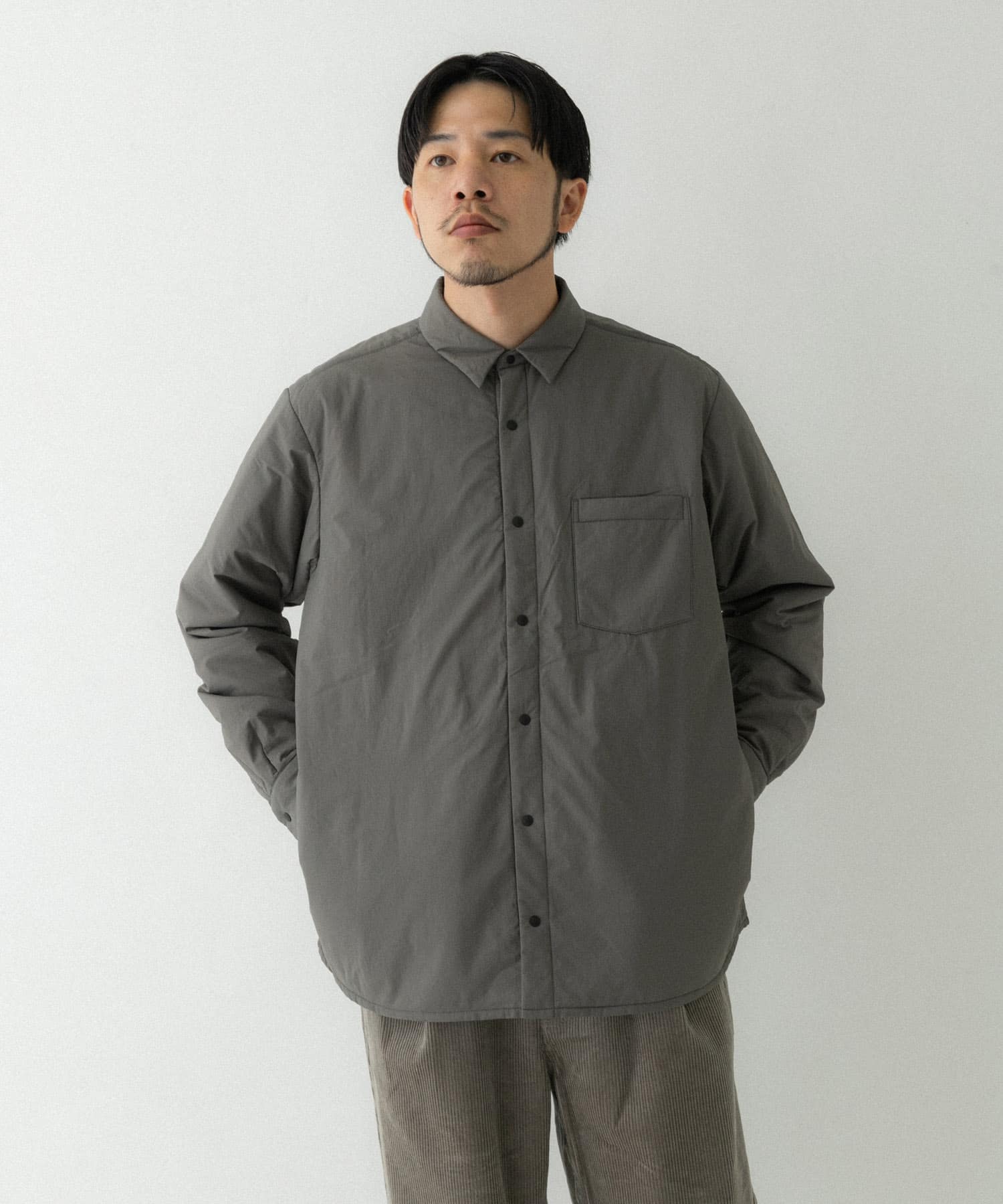 身長：179cm サイズ：L v