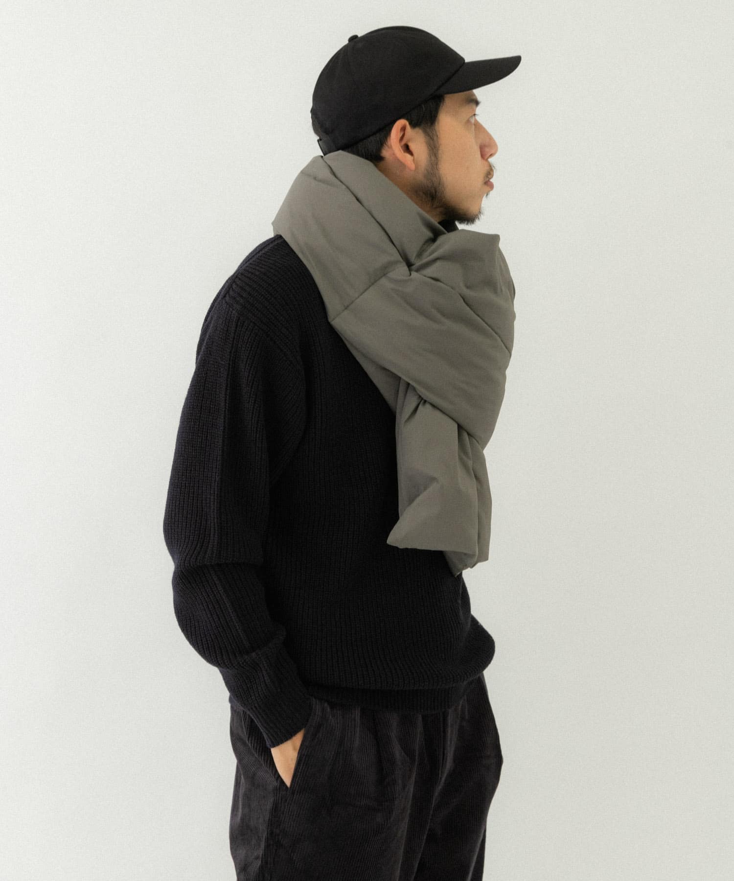 インサレーションマフラー D.GRY one