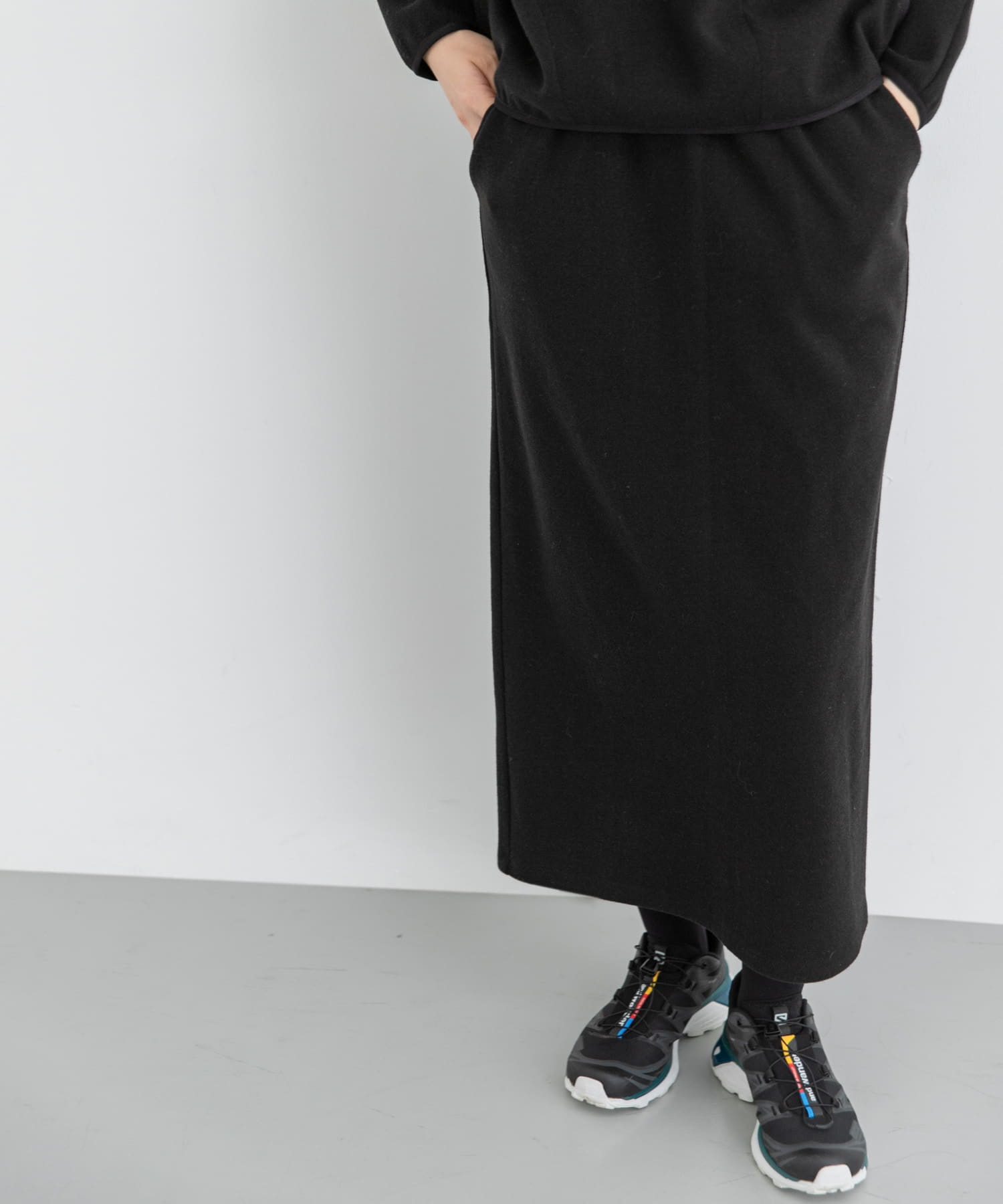 ウォームドジャージーストレートスカート