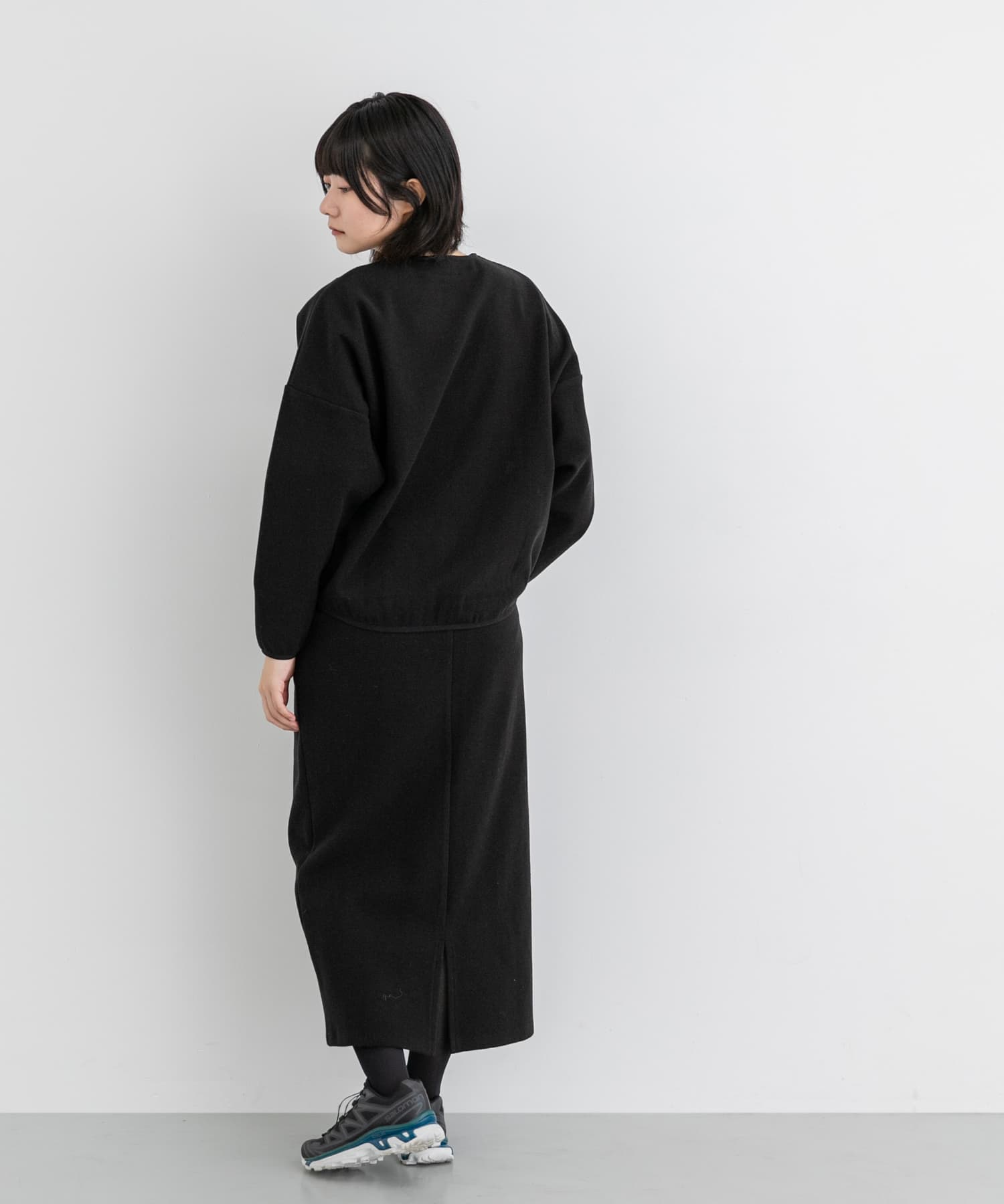 ブラック