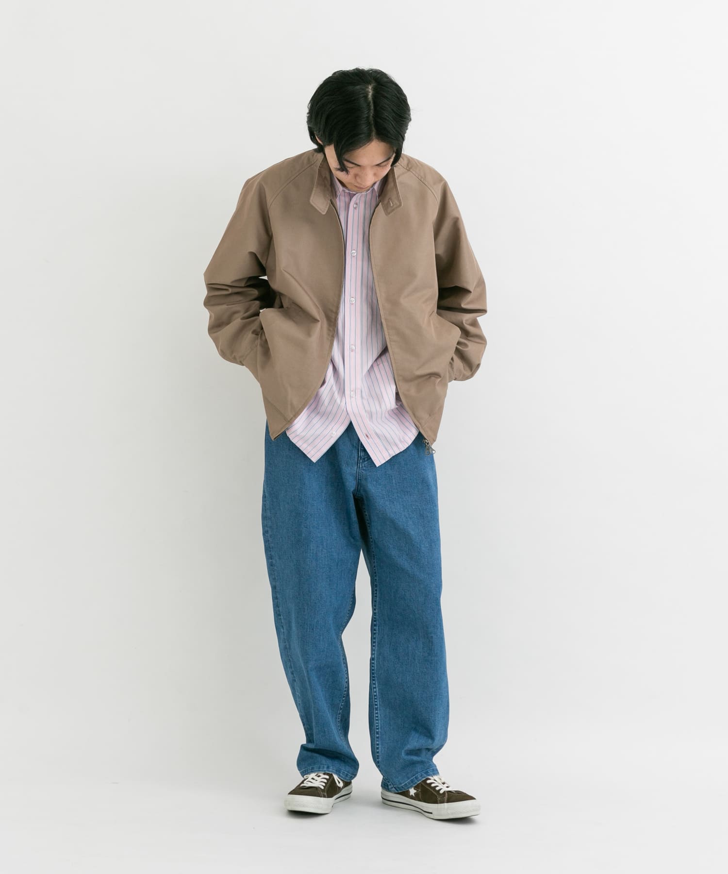 ブルー
