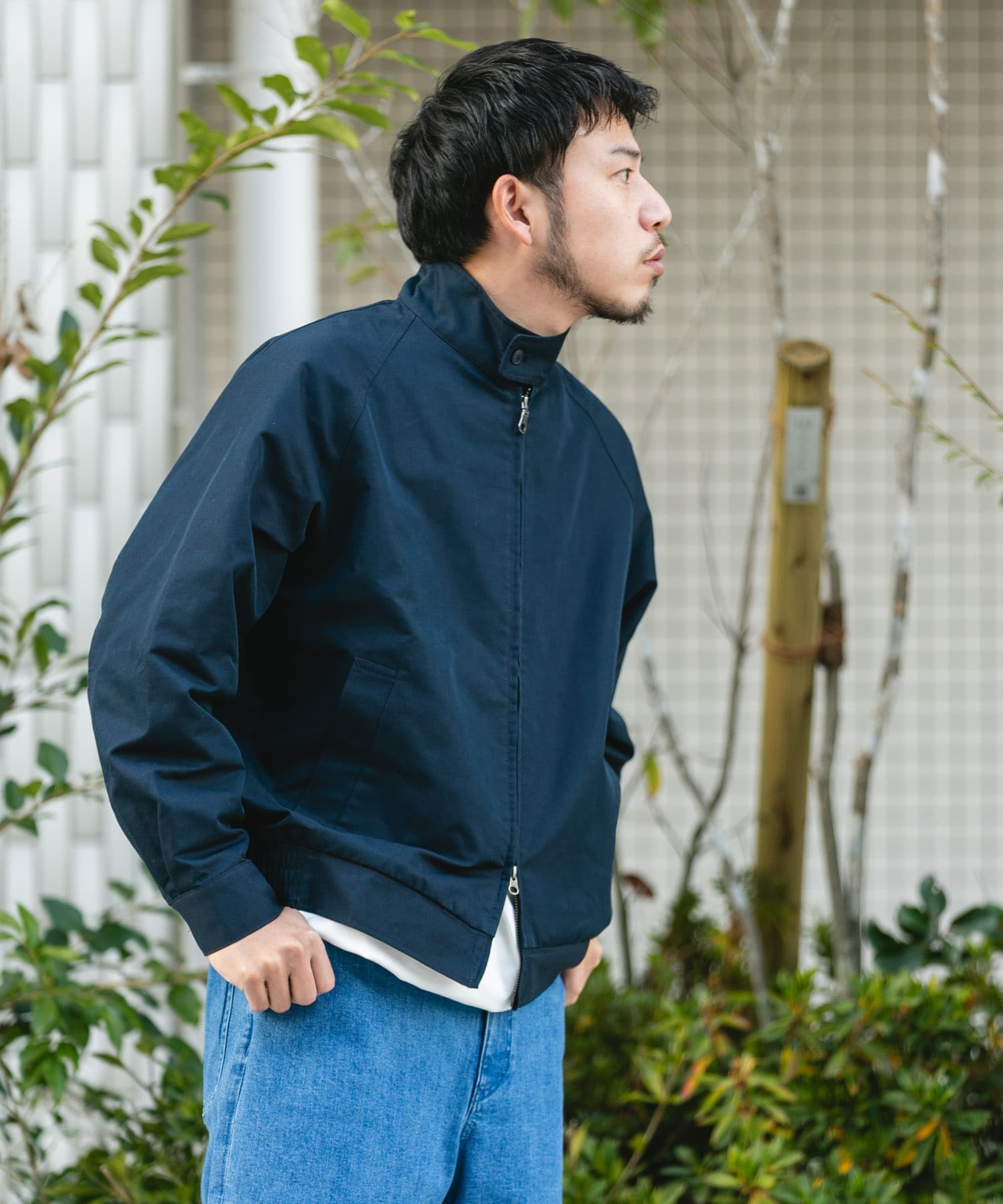 ネイビー
