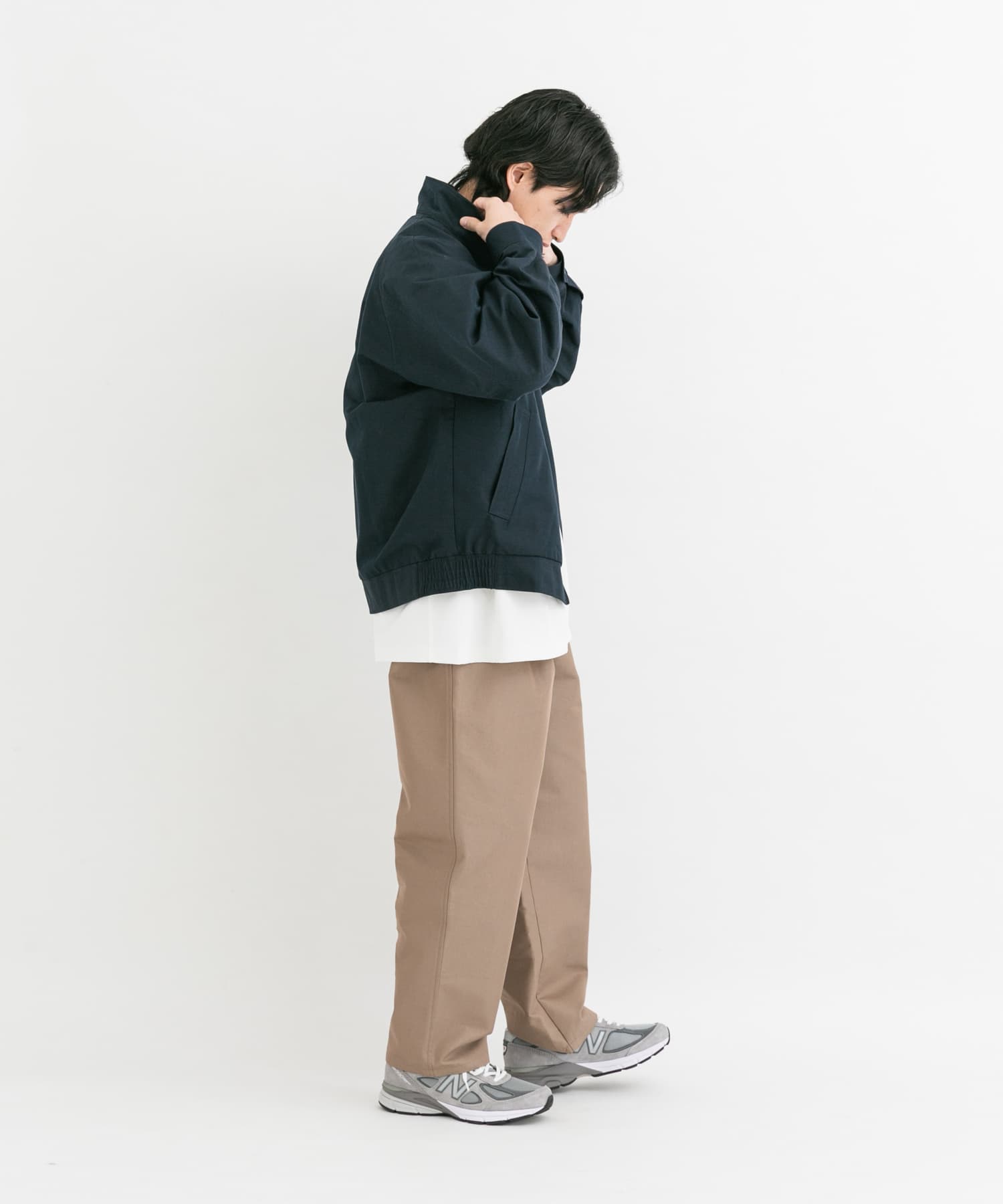 ネイビー
