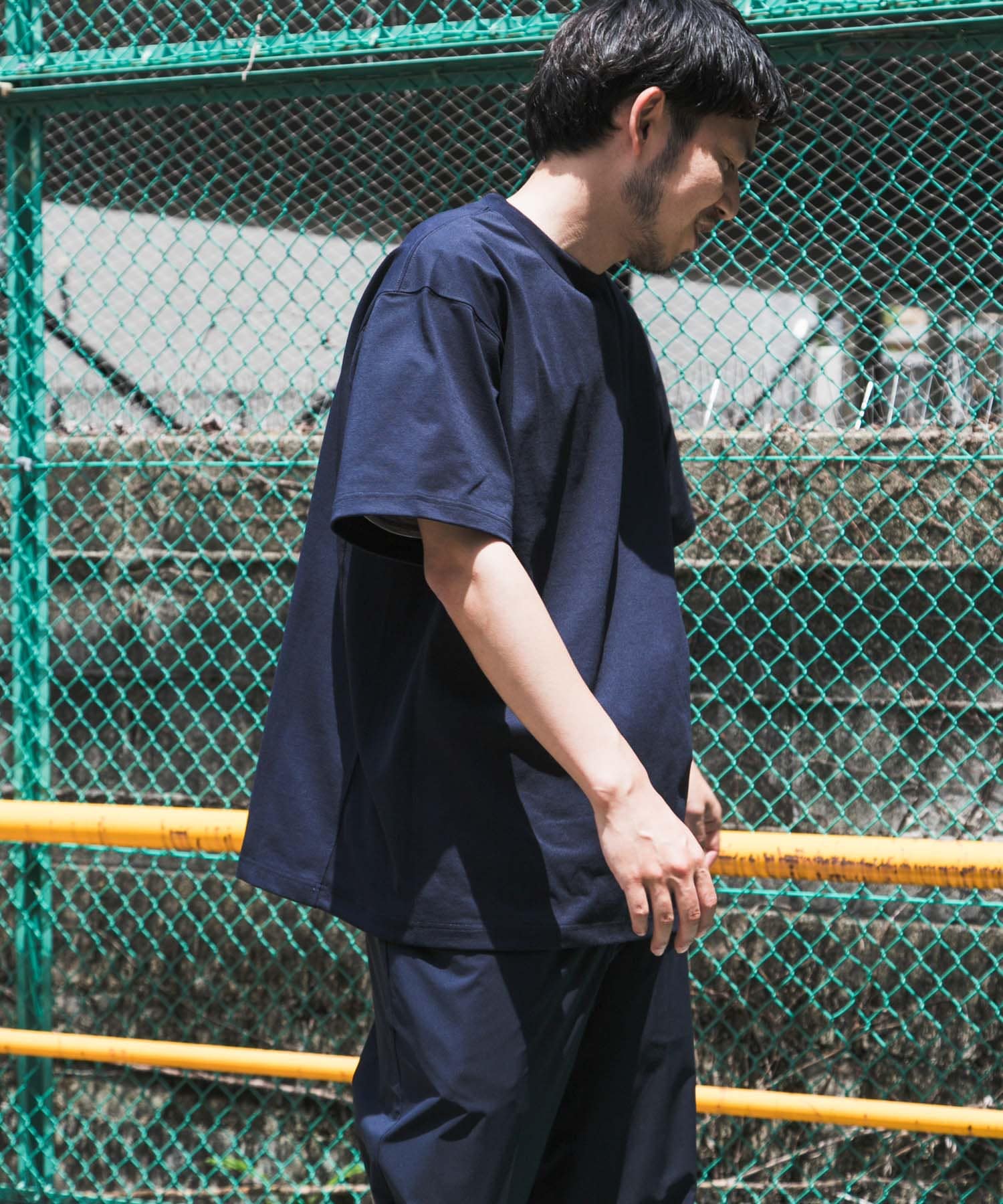 ネイビー