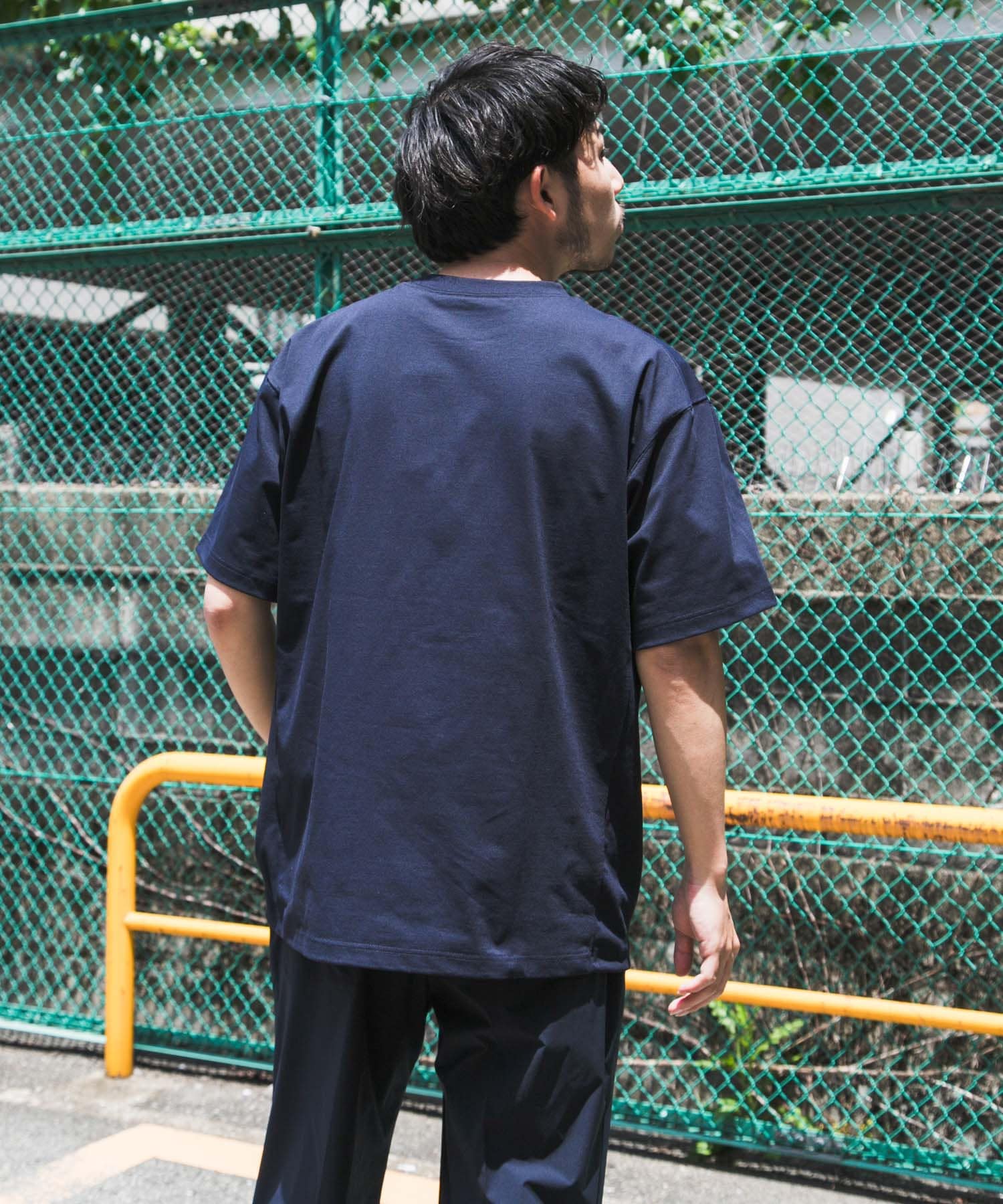 ネイビー