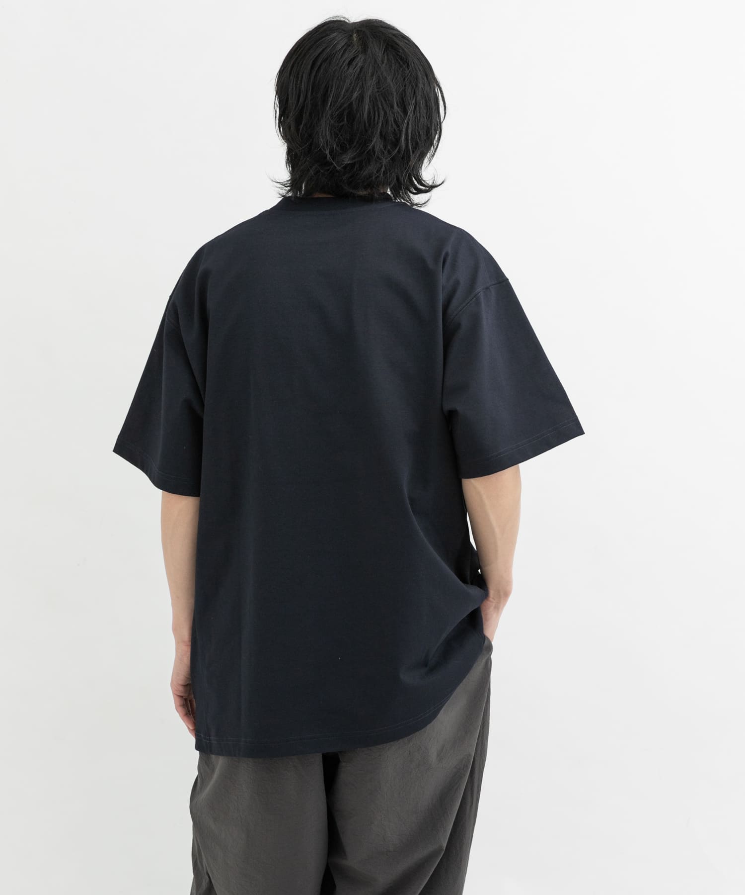 ネイビー