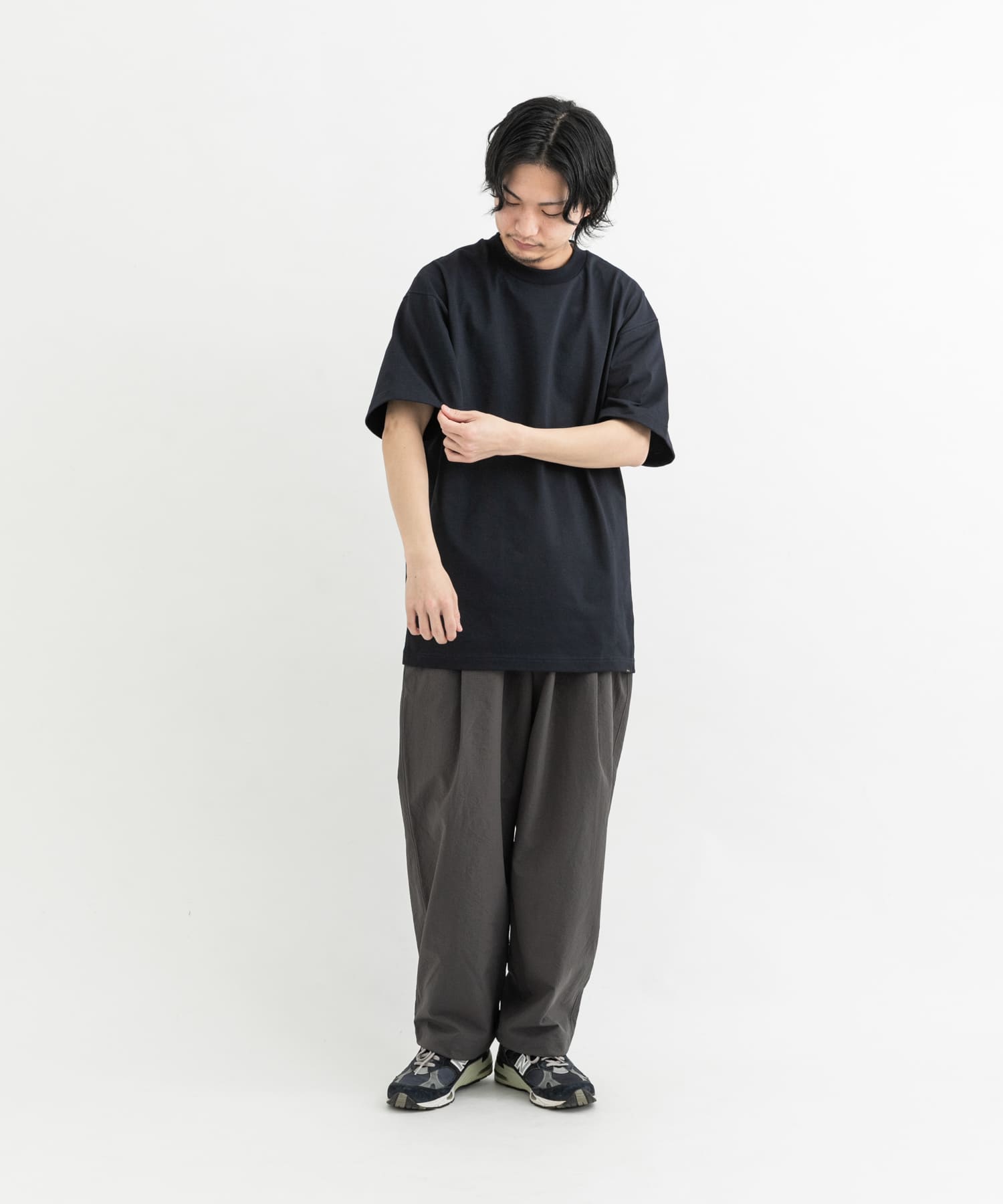 ネイビー