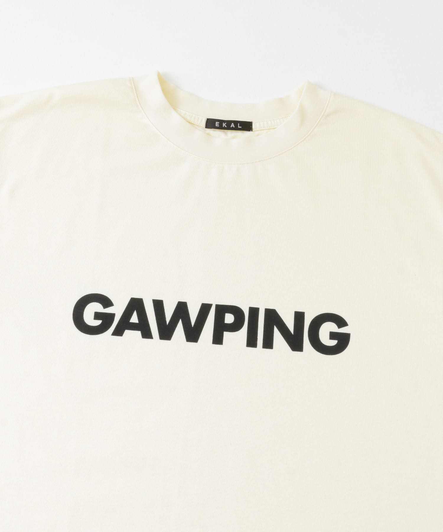 『UR TECH ひやサラクール』 GAWPING T-SHIRTS オフホワイト M