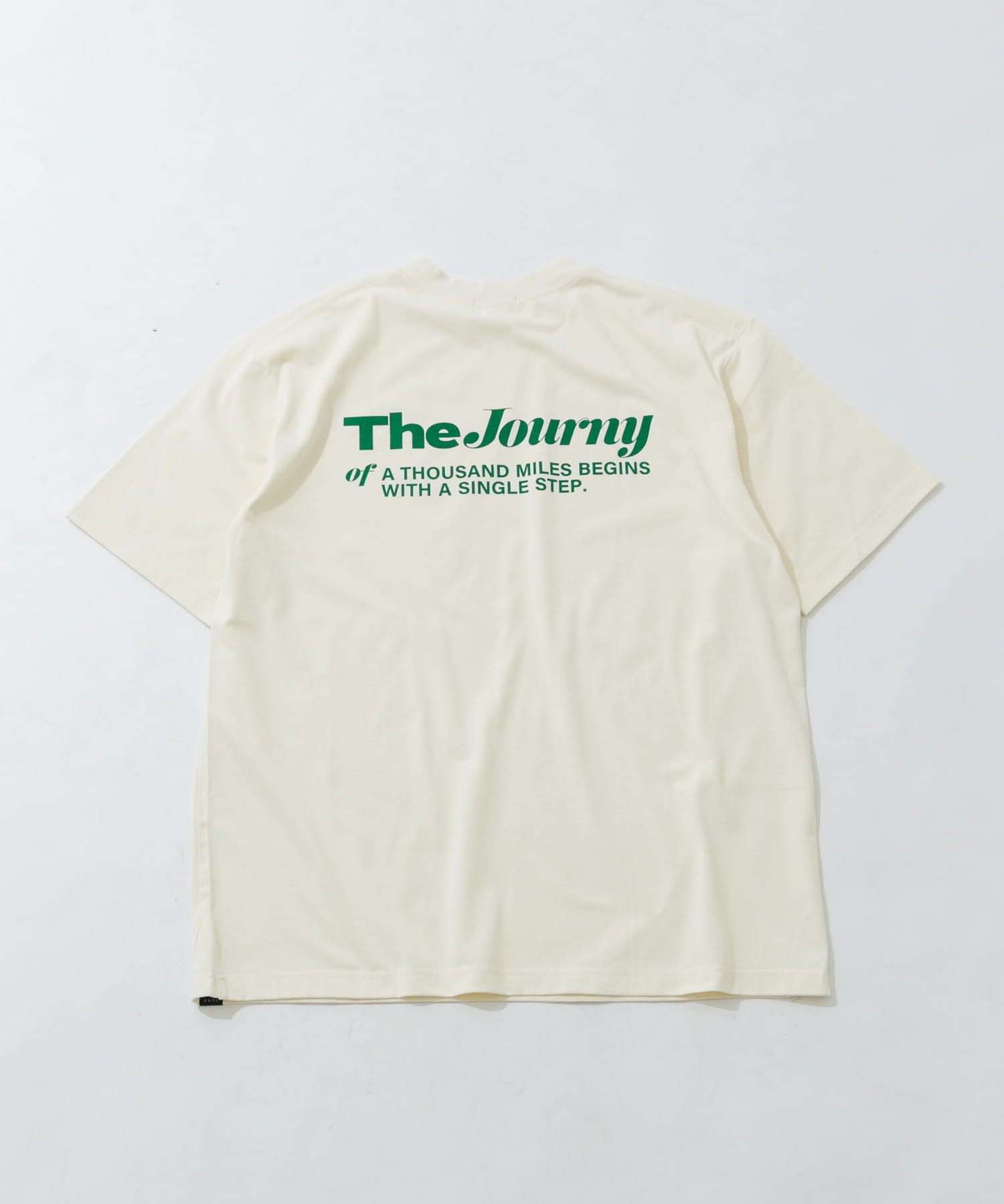 『UR TECH ひやサラクール』 THE JOURNEY T-SHIRTS オフホワイト M
