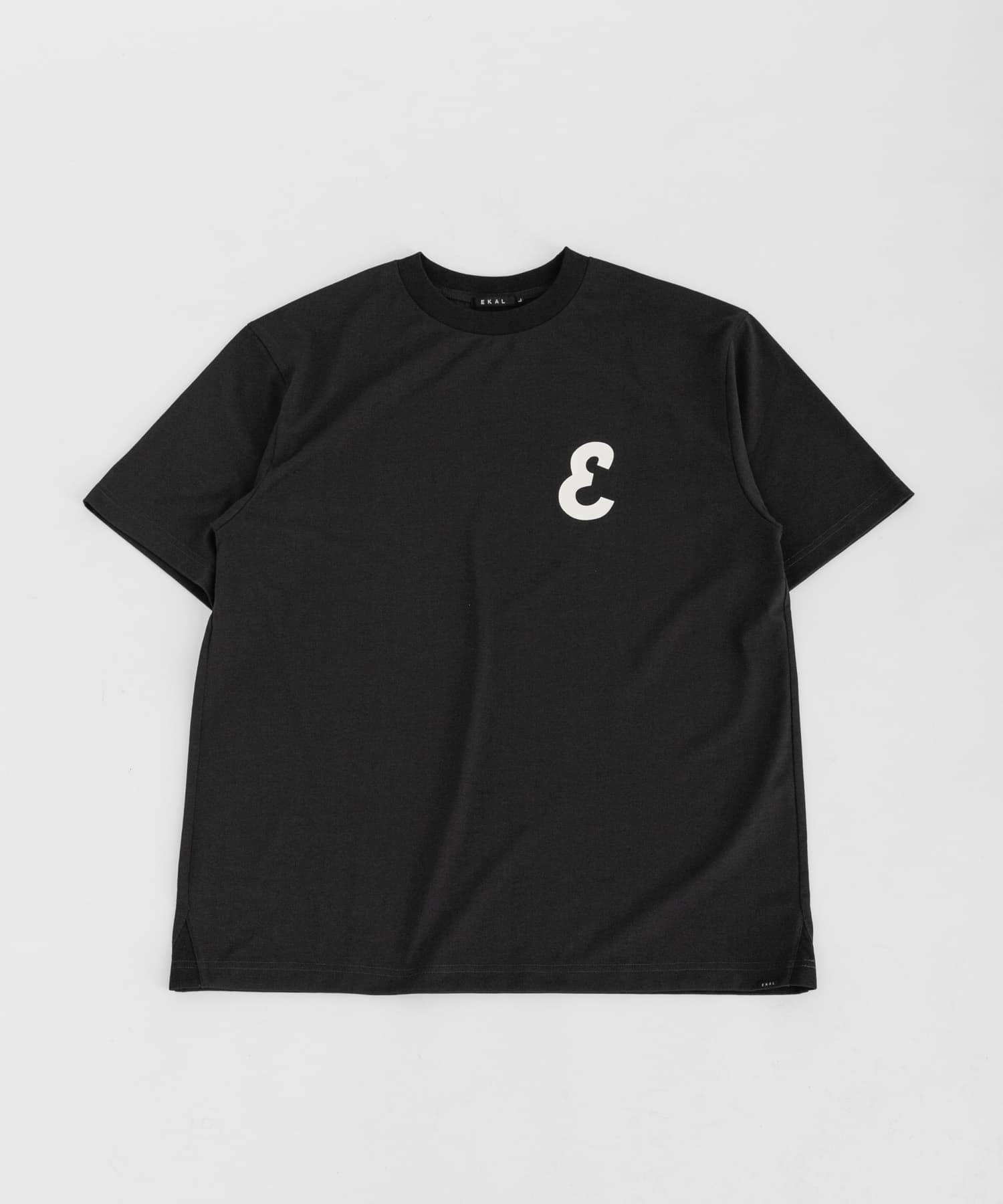 『UR TECH ひやサラクール』EロゴプリントTシャツ スミクロ M