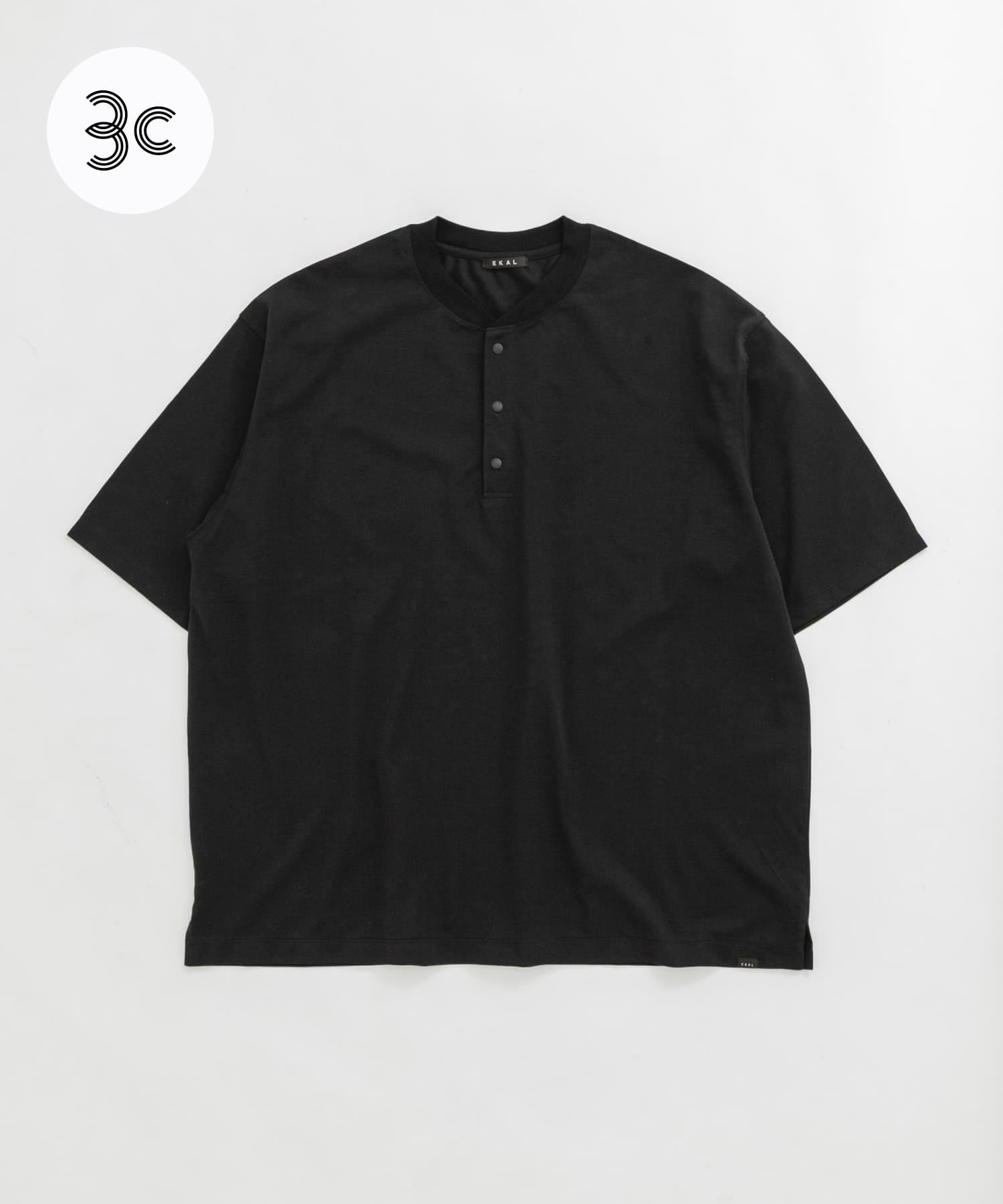 『UR TECH』ワイドヘンリーネックTシャツ