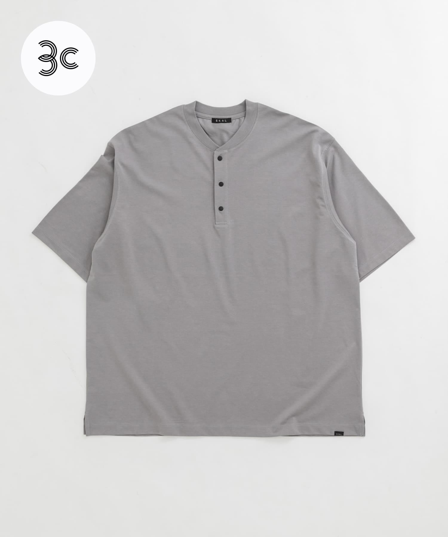 『UR TECH』ワイドヘンリーネックTシャツ