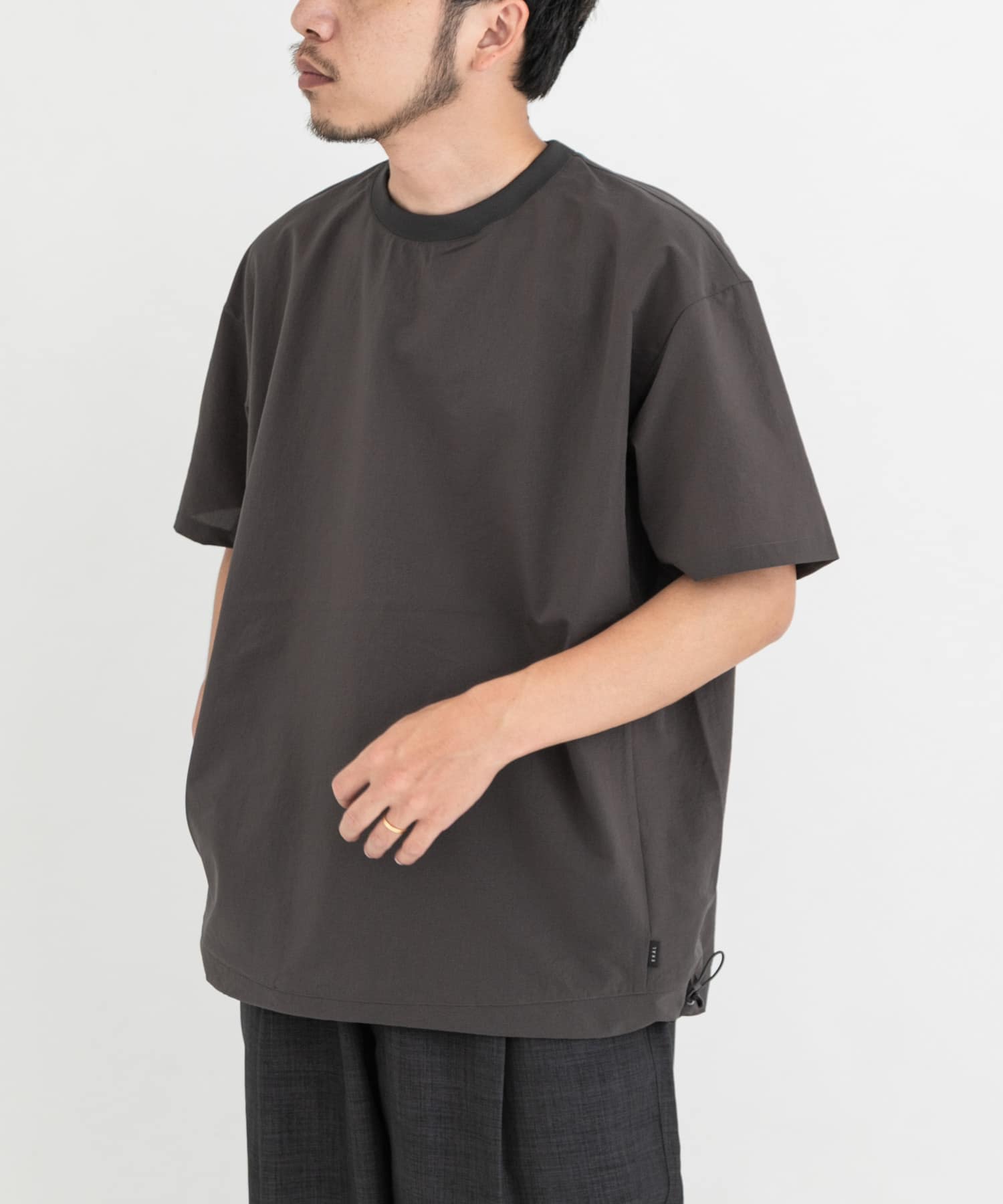 チャコール