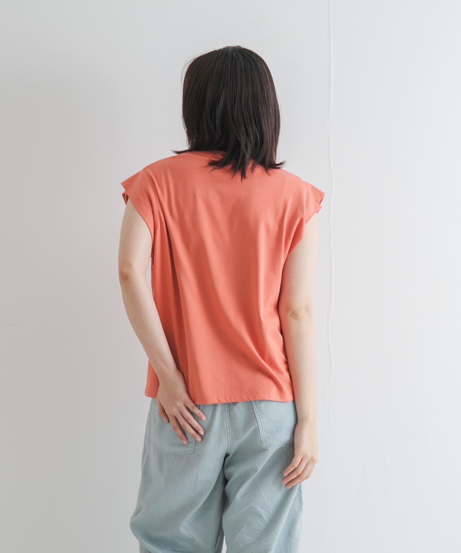 身長：169cm サイズ：one