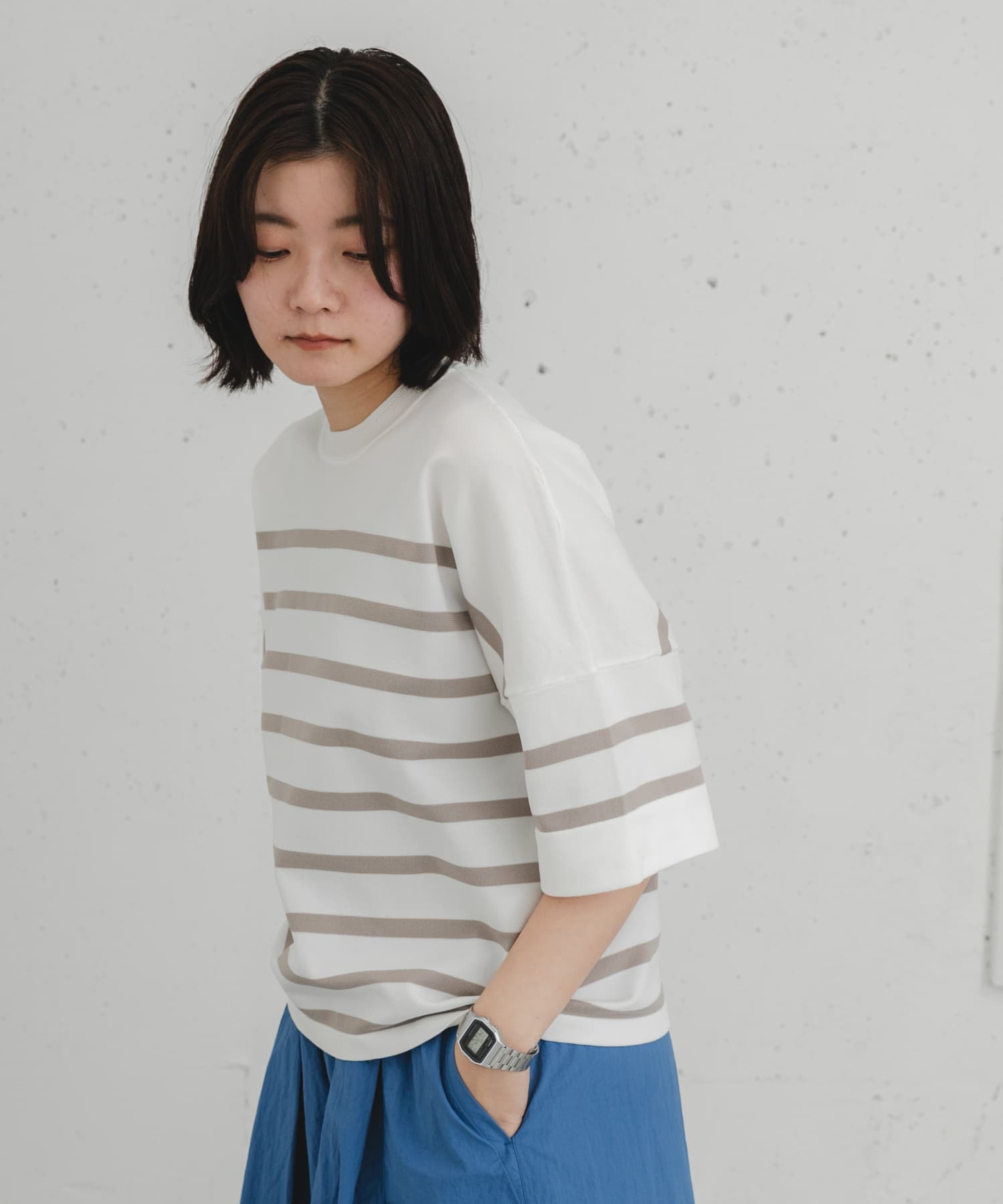 グレージュ