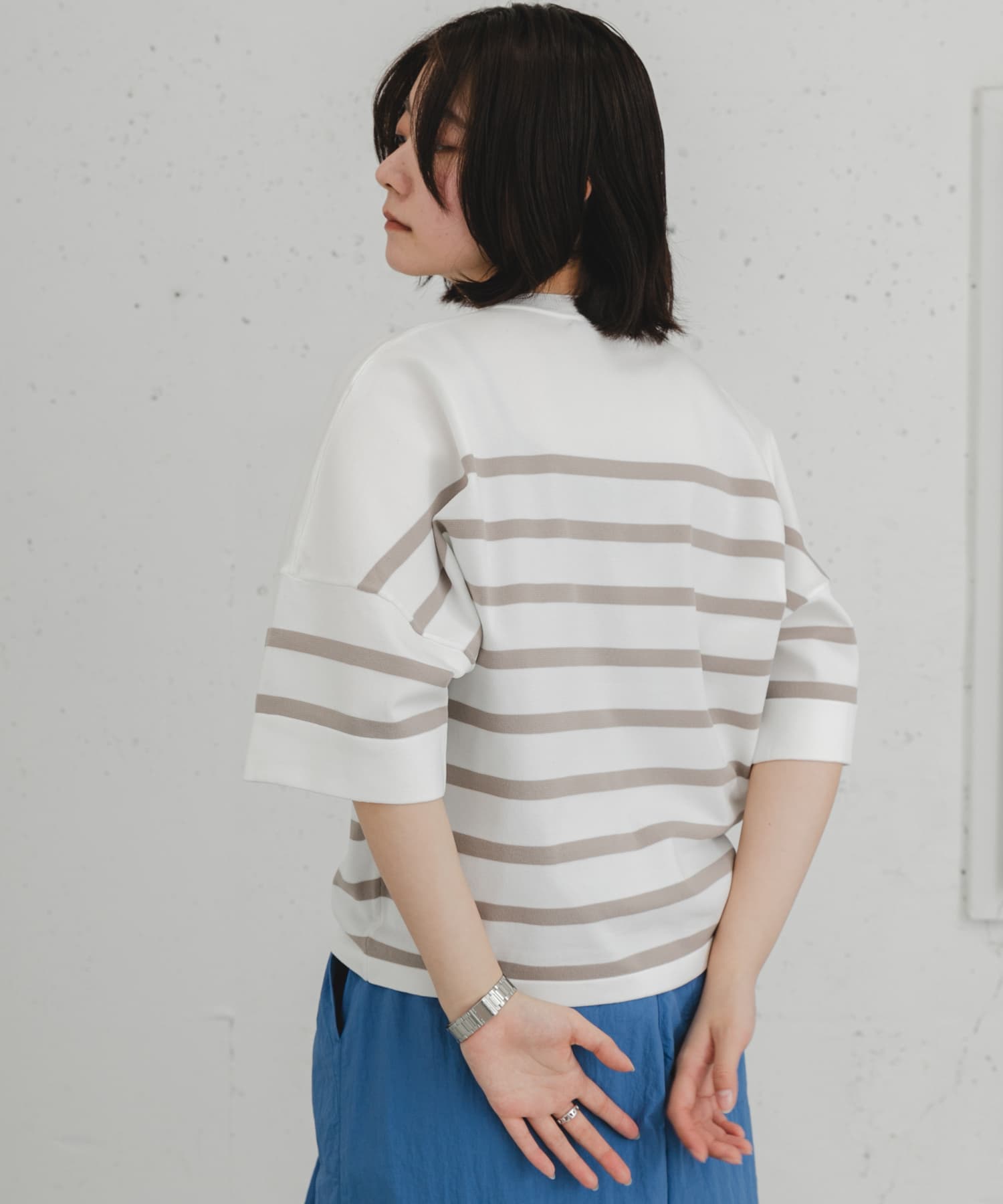 グレージュ