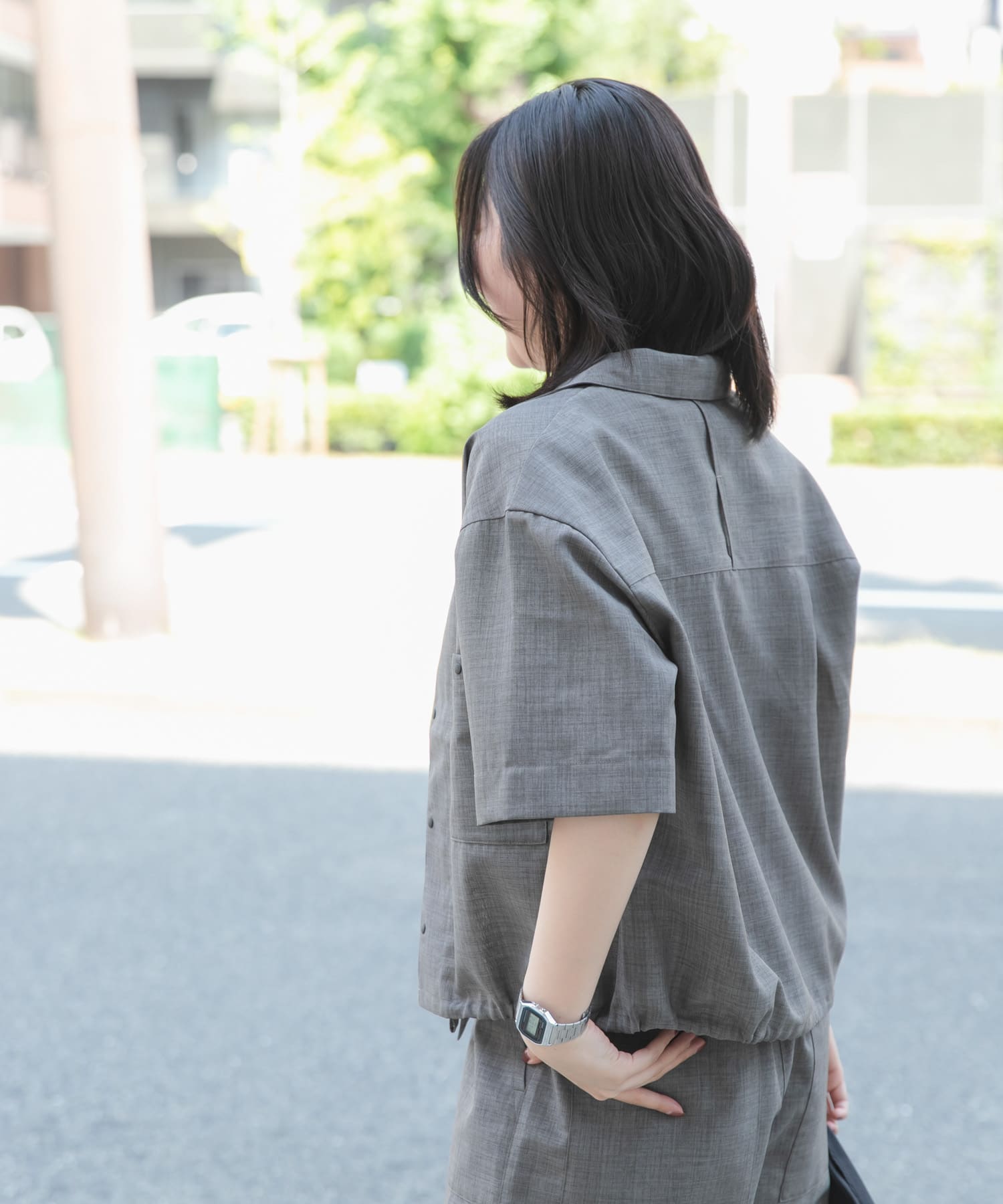 モカグレー